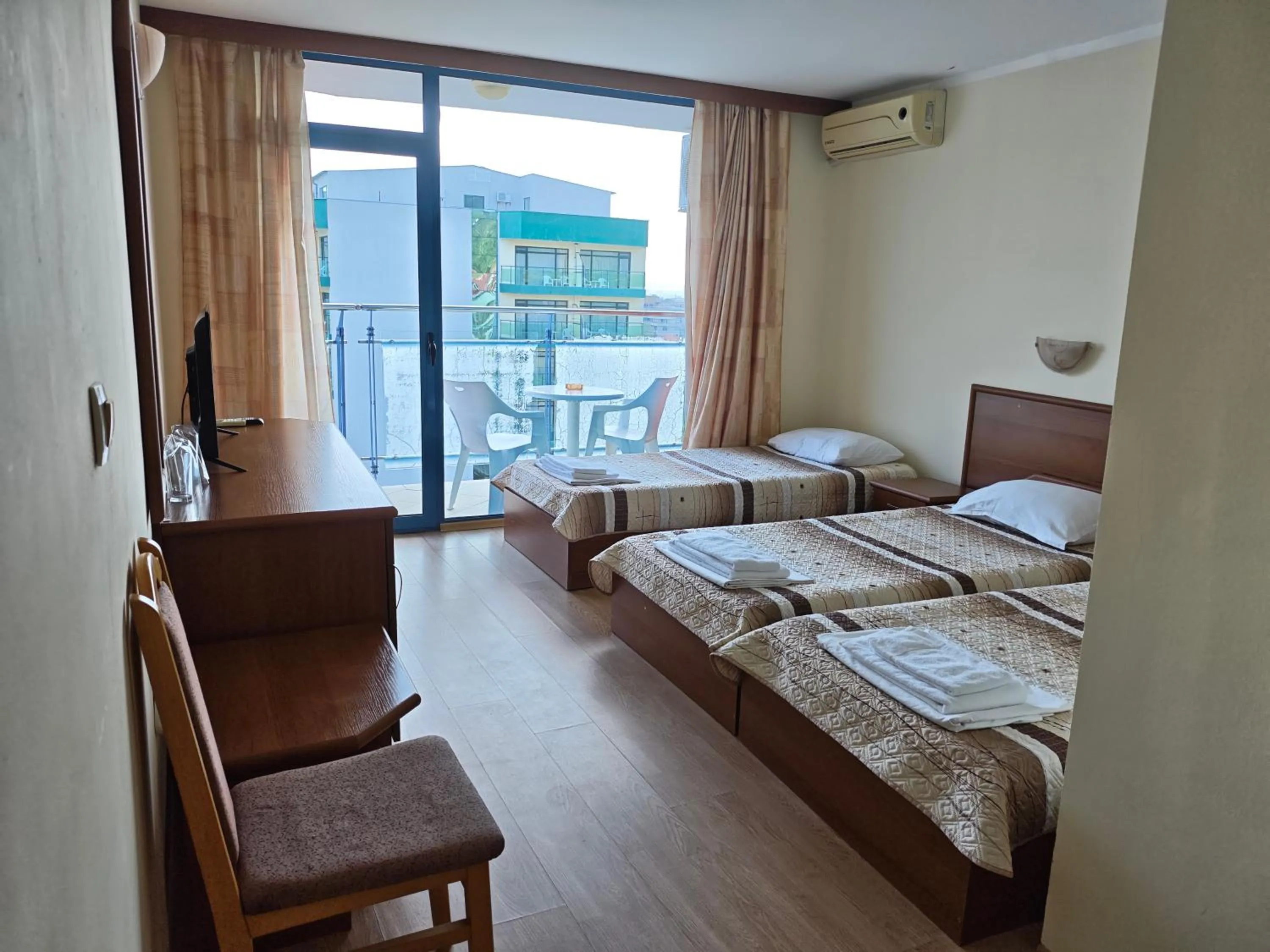 Bed in Hotel Shipka Beach