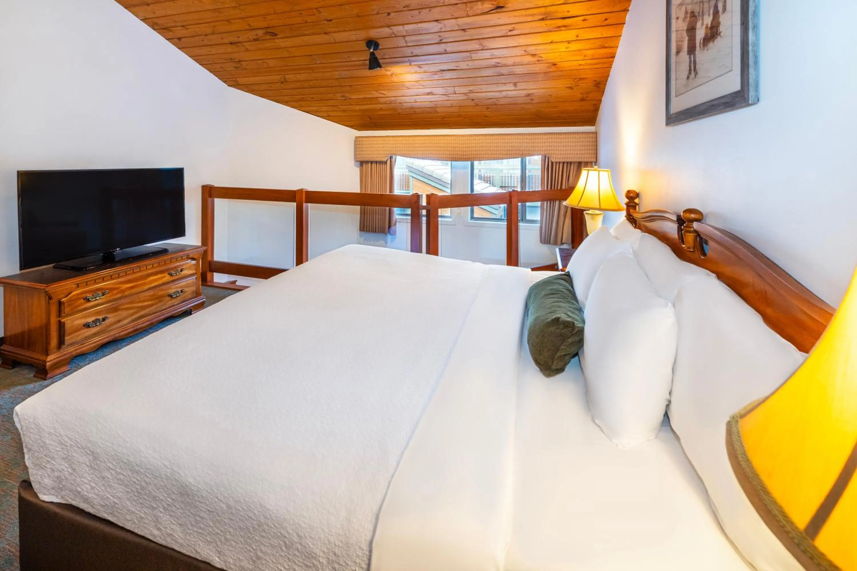 Bedroom, Bed in Charltons Banff