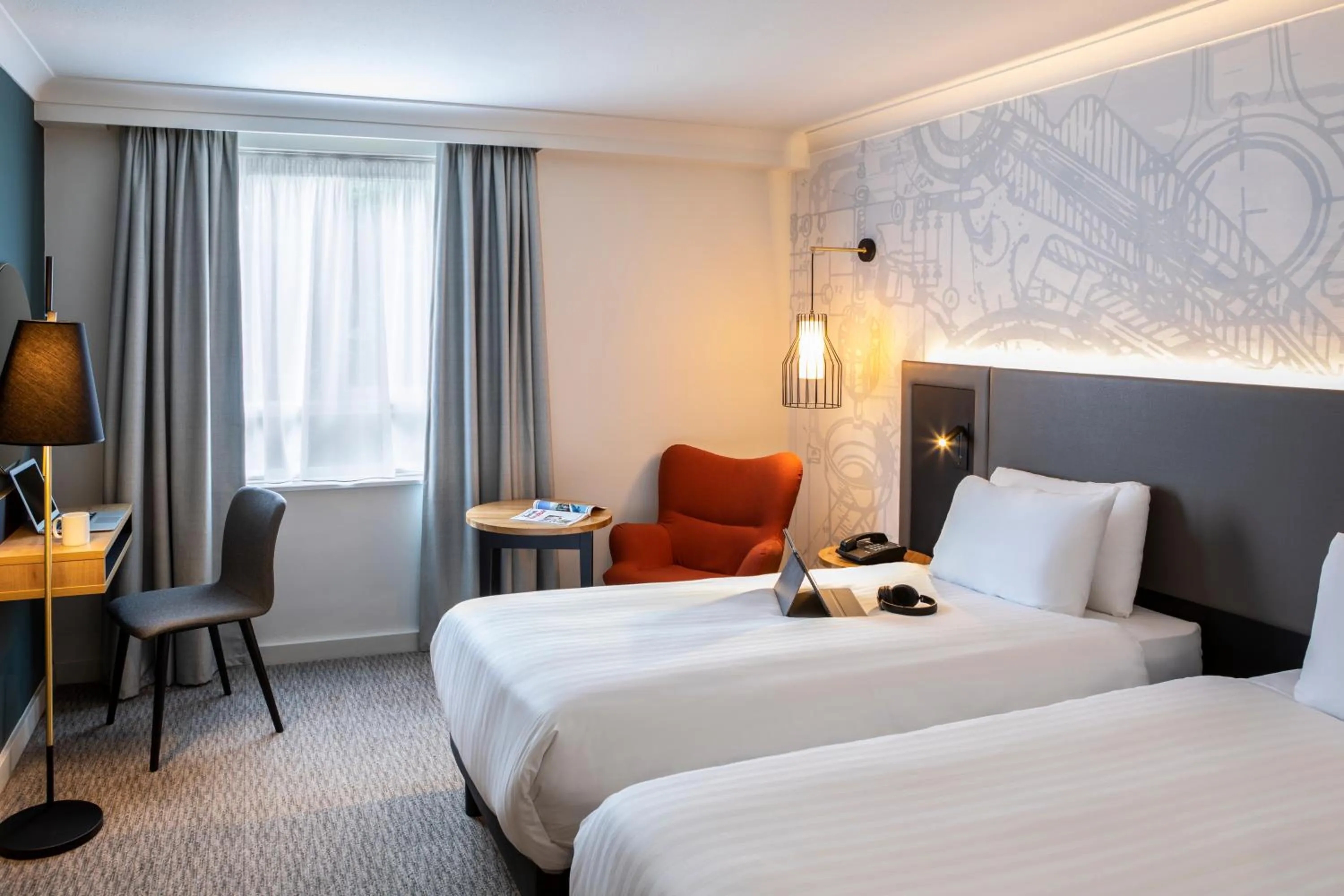 Bed in Mercure Birmingham West Hotel