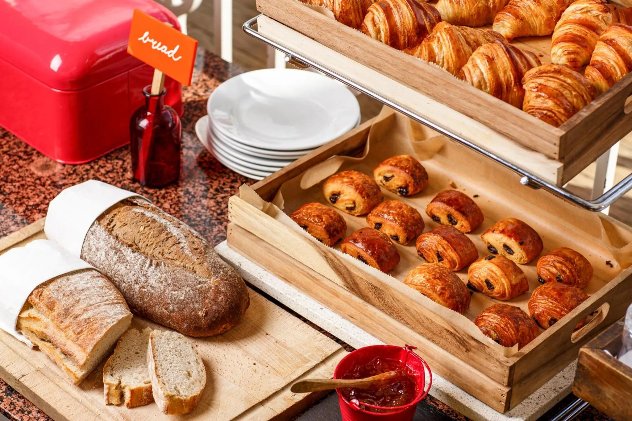 Breakfast in Mercure Birmingham West Hotel