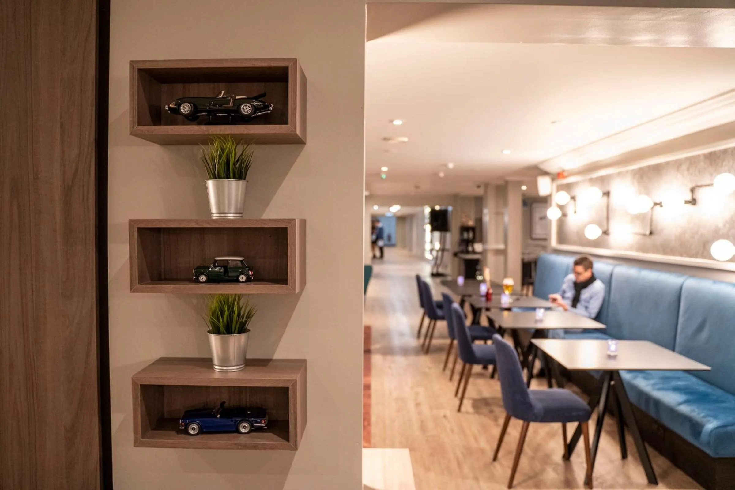 Decorative detail in Mercure Birmingham West Hotel