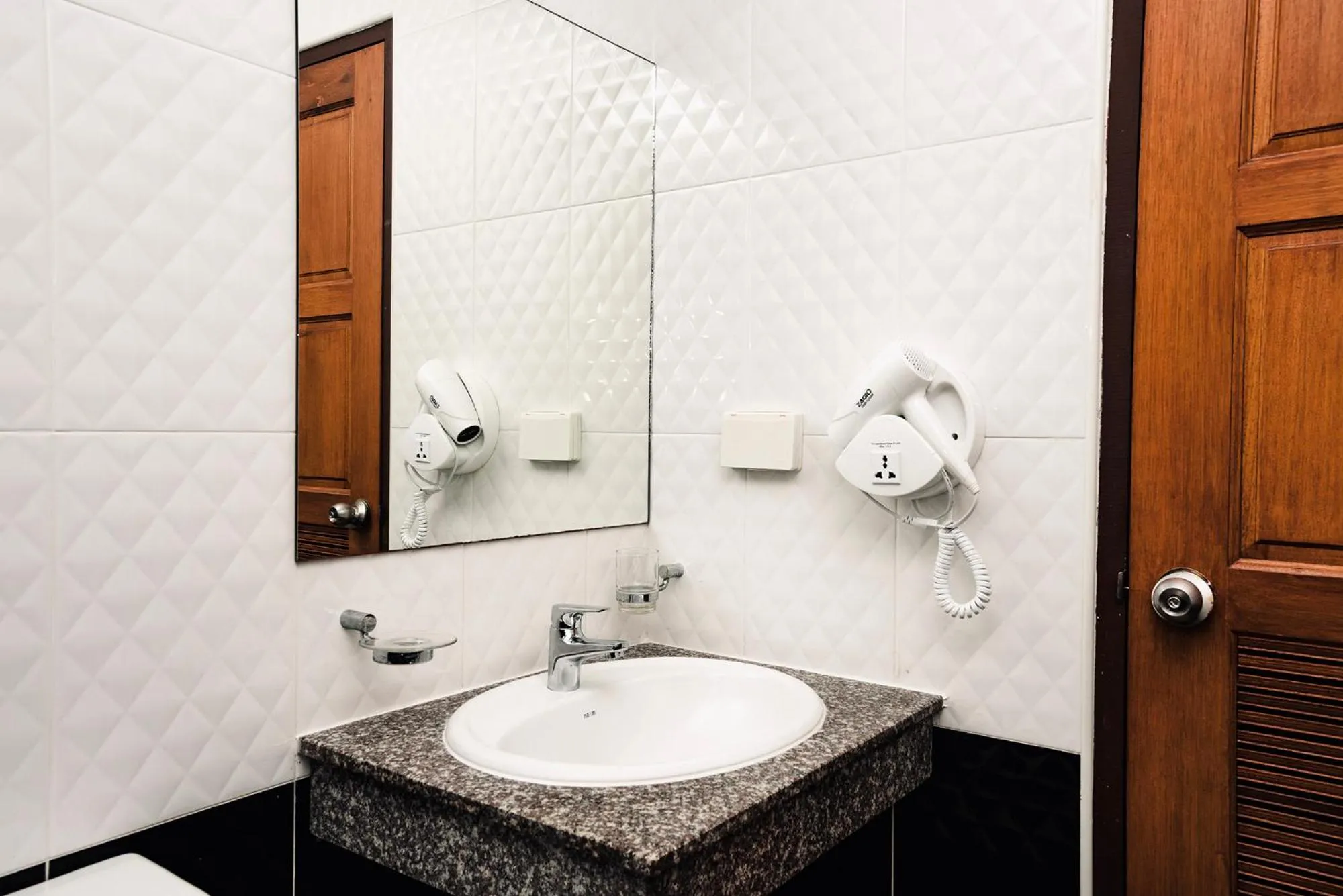 Bathroom in Beach 7 Condo