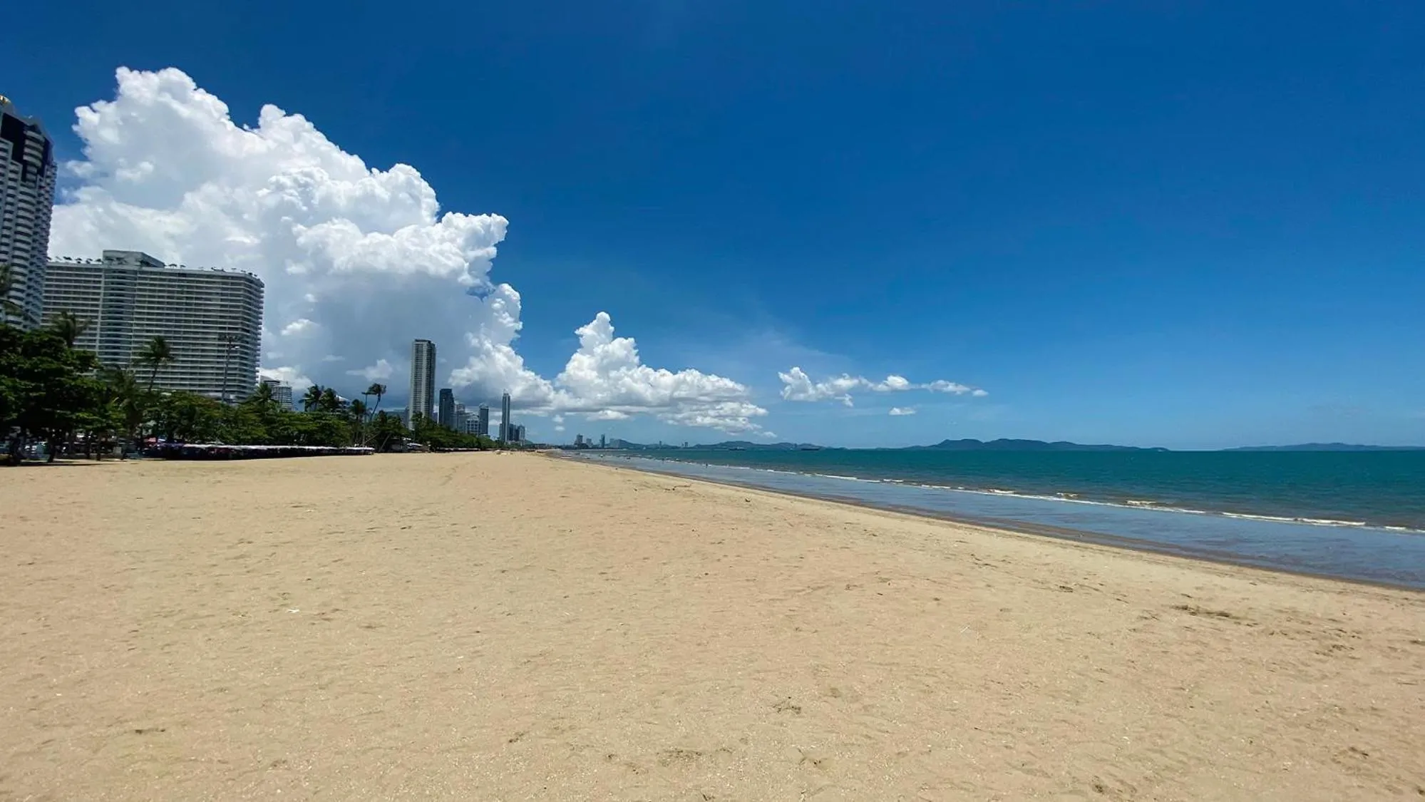 Nearby landmark in Beach 7 Condo