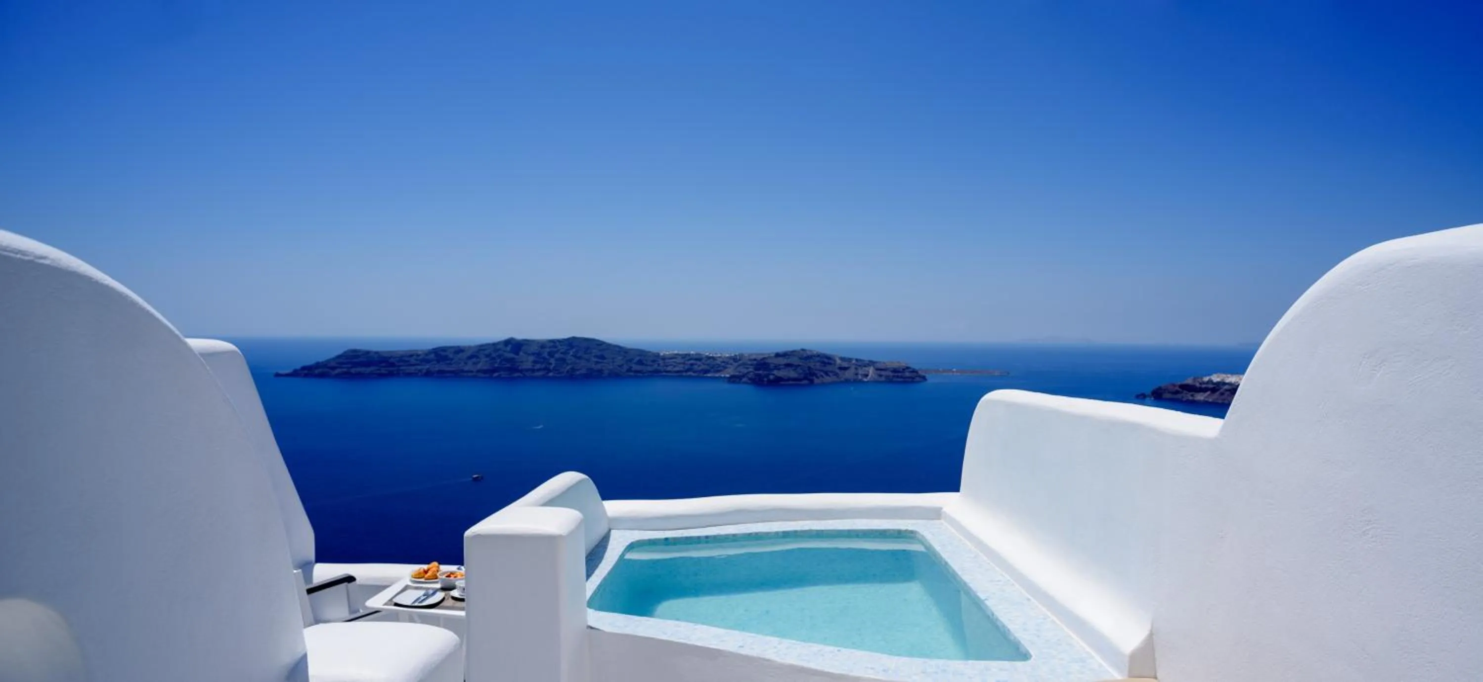 Day in Abyssanto Suites and Spa