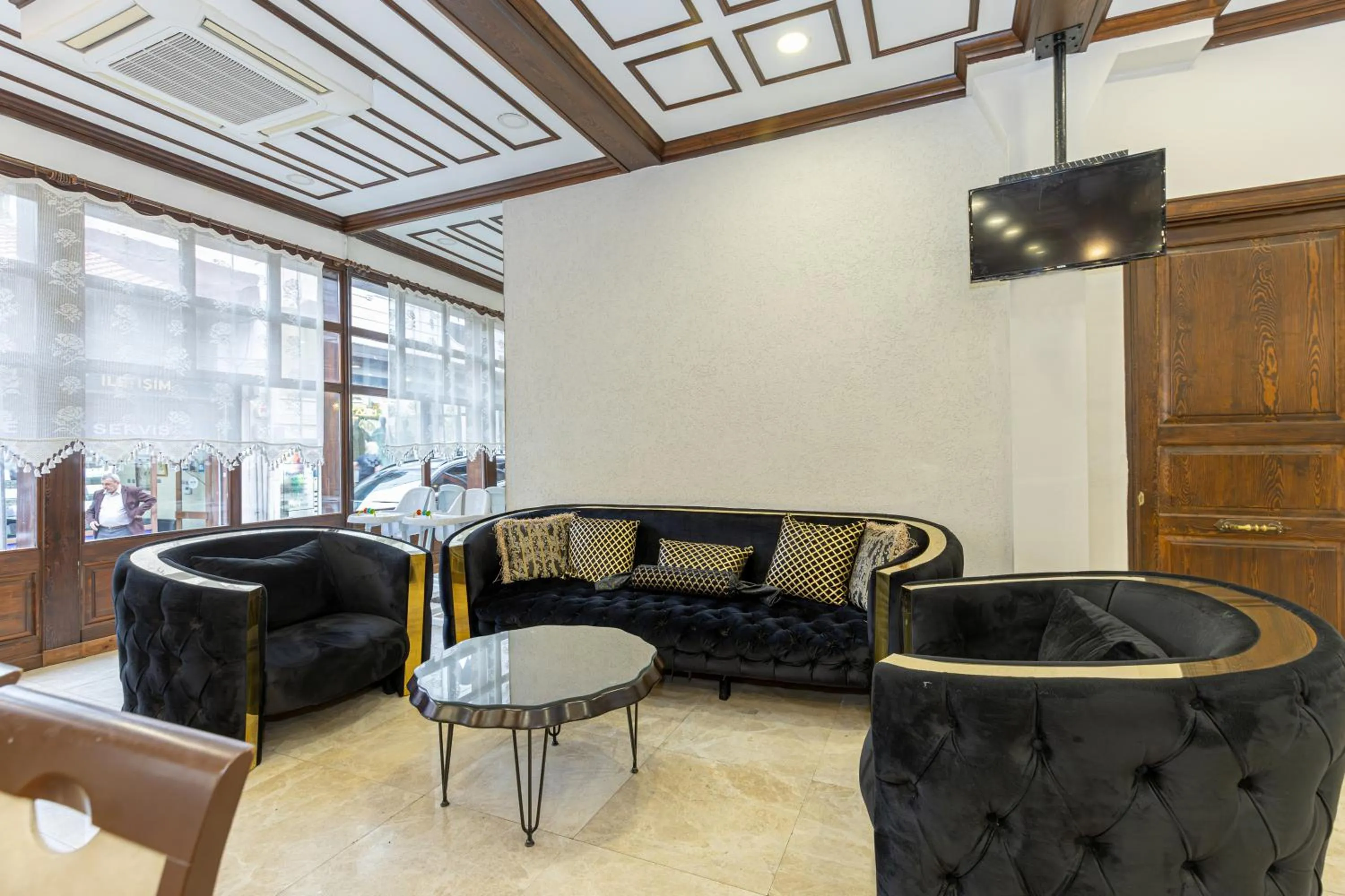 TV and multimedia in Bursa Grand Family HOTEL