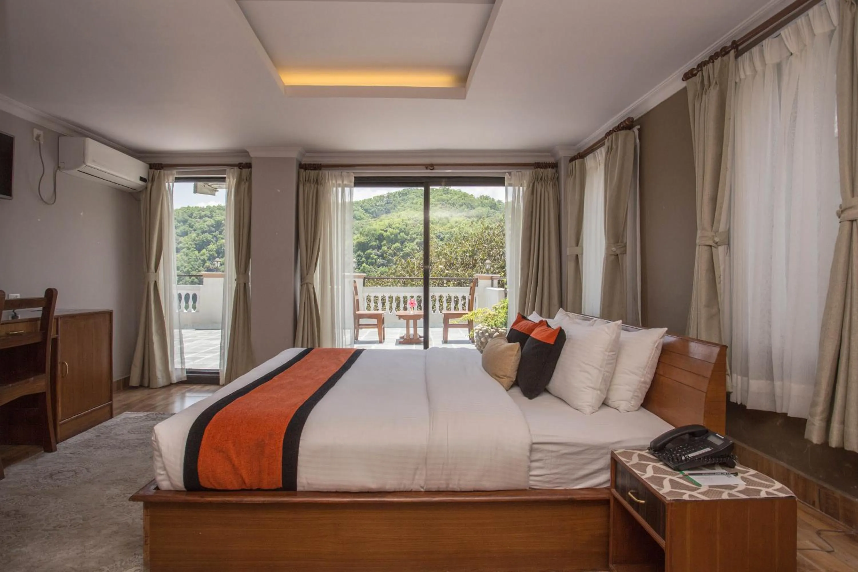 Photo of the whole room, Bed in Hotel Raniban Arcade