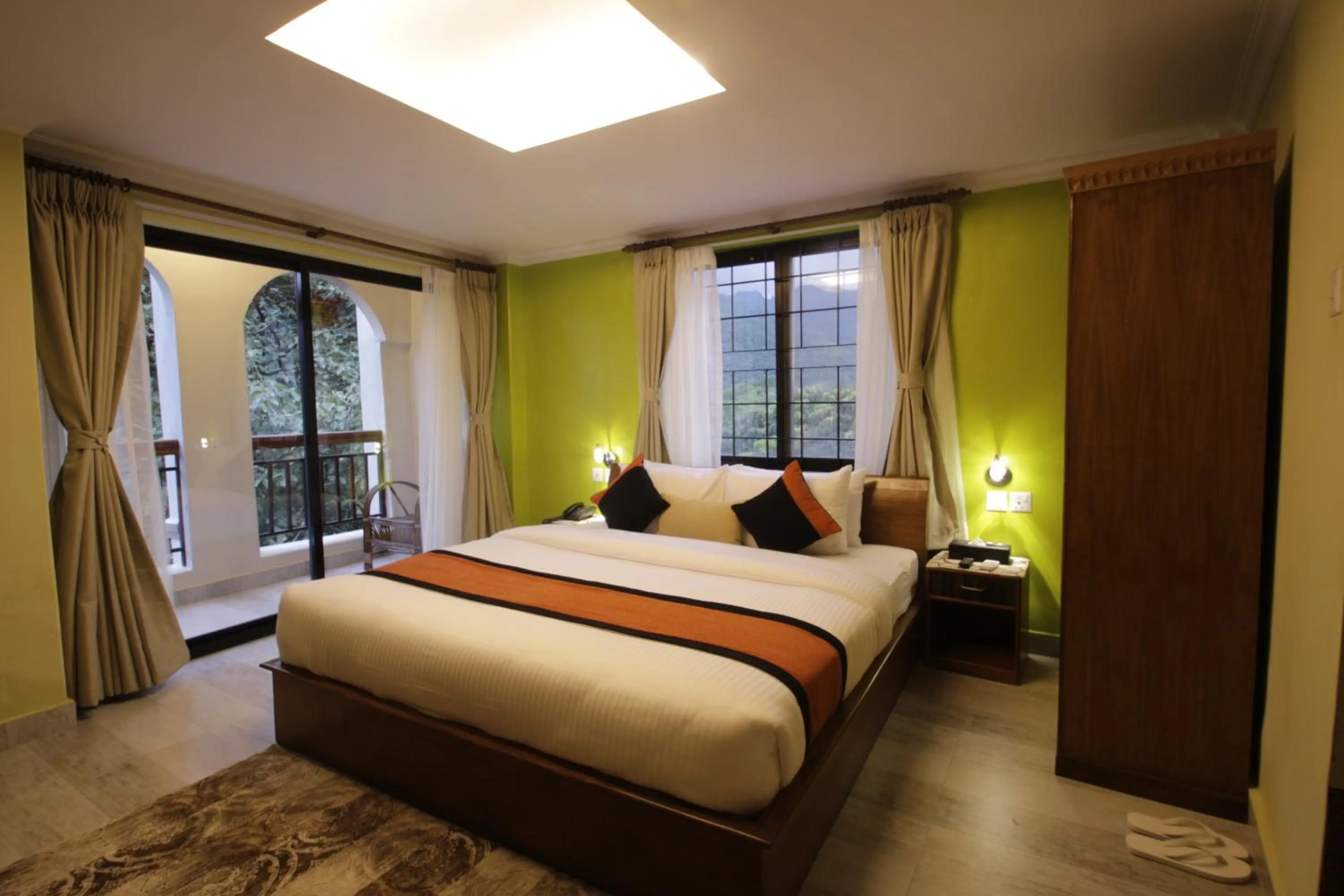 Bedroom, Bed in Hotel Raniban Arcade