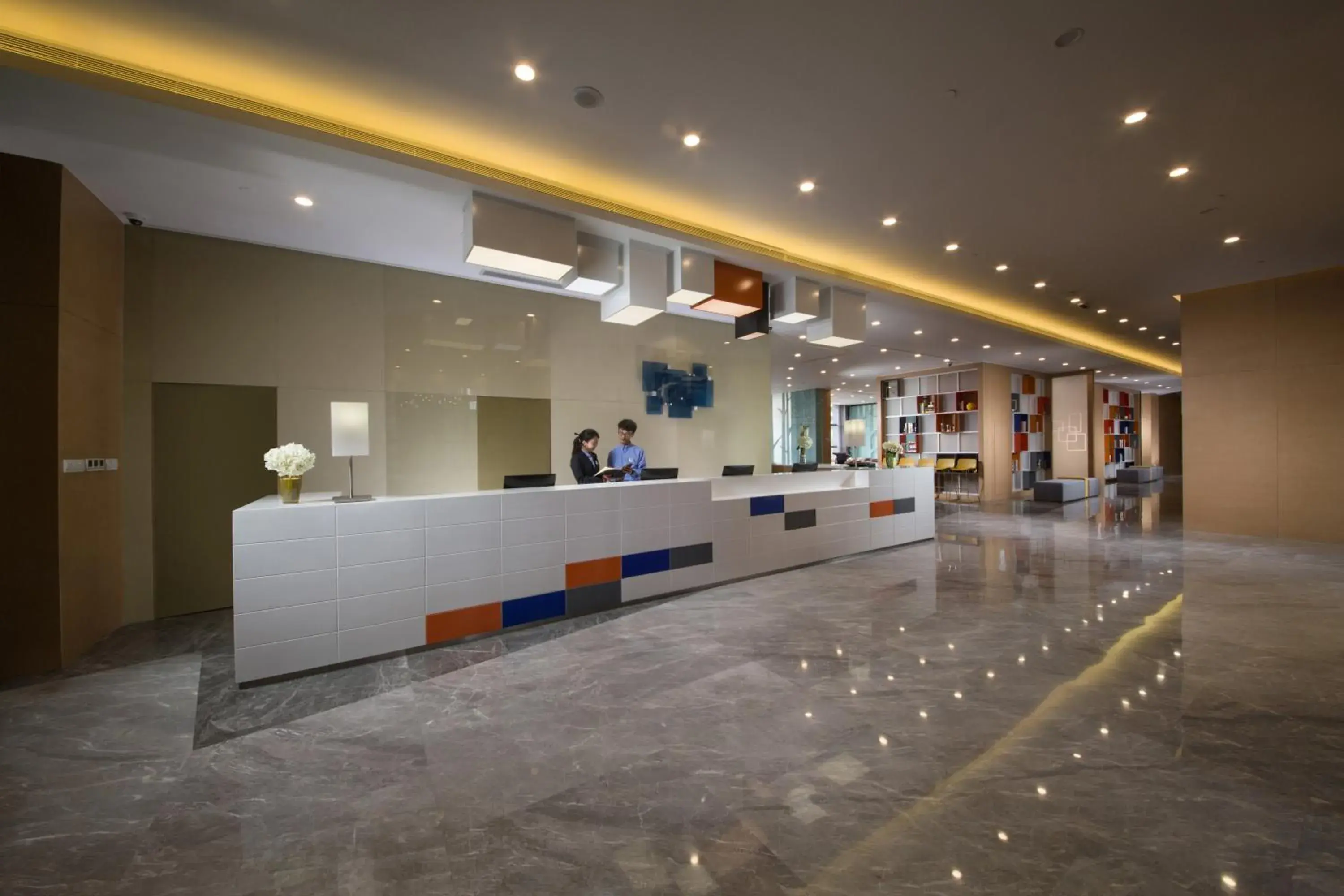 Property building, Lobby/Reception in Holiday Inn Express Chengdu Dafeng, an IHG Hotel Property building, Lobby/Reception in Holiday Inn Express Chengdu Dafeng, an IHG Hotel
