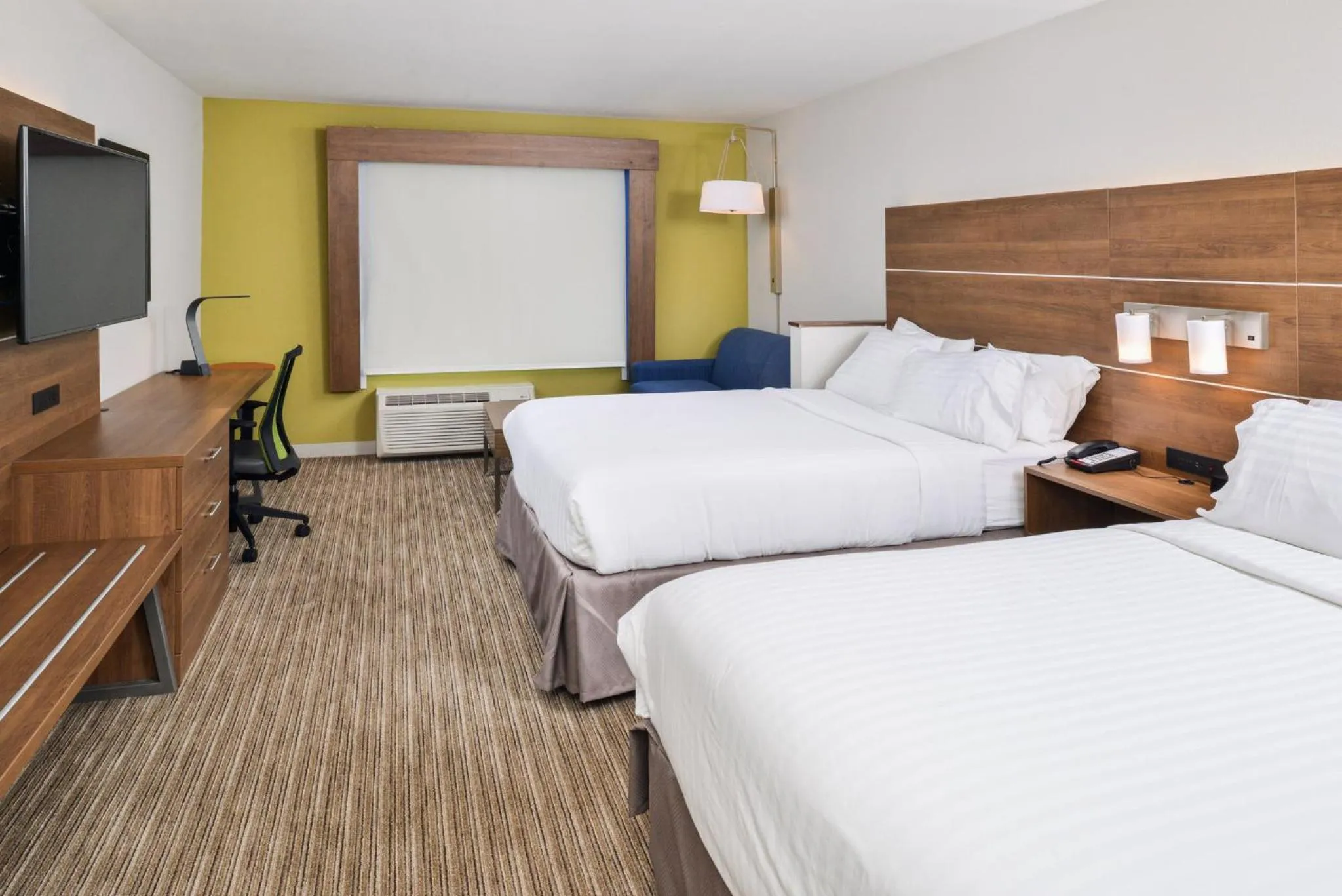 Photo of the whole room, Bed in Holiday Inn Express & Suites - Ogallala by IHG