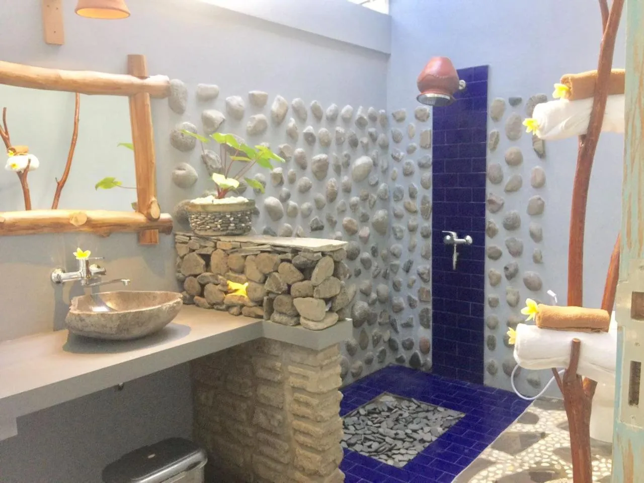 Sing Sing Resort Lovina