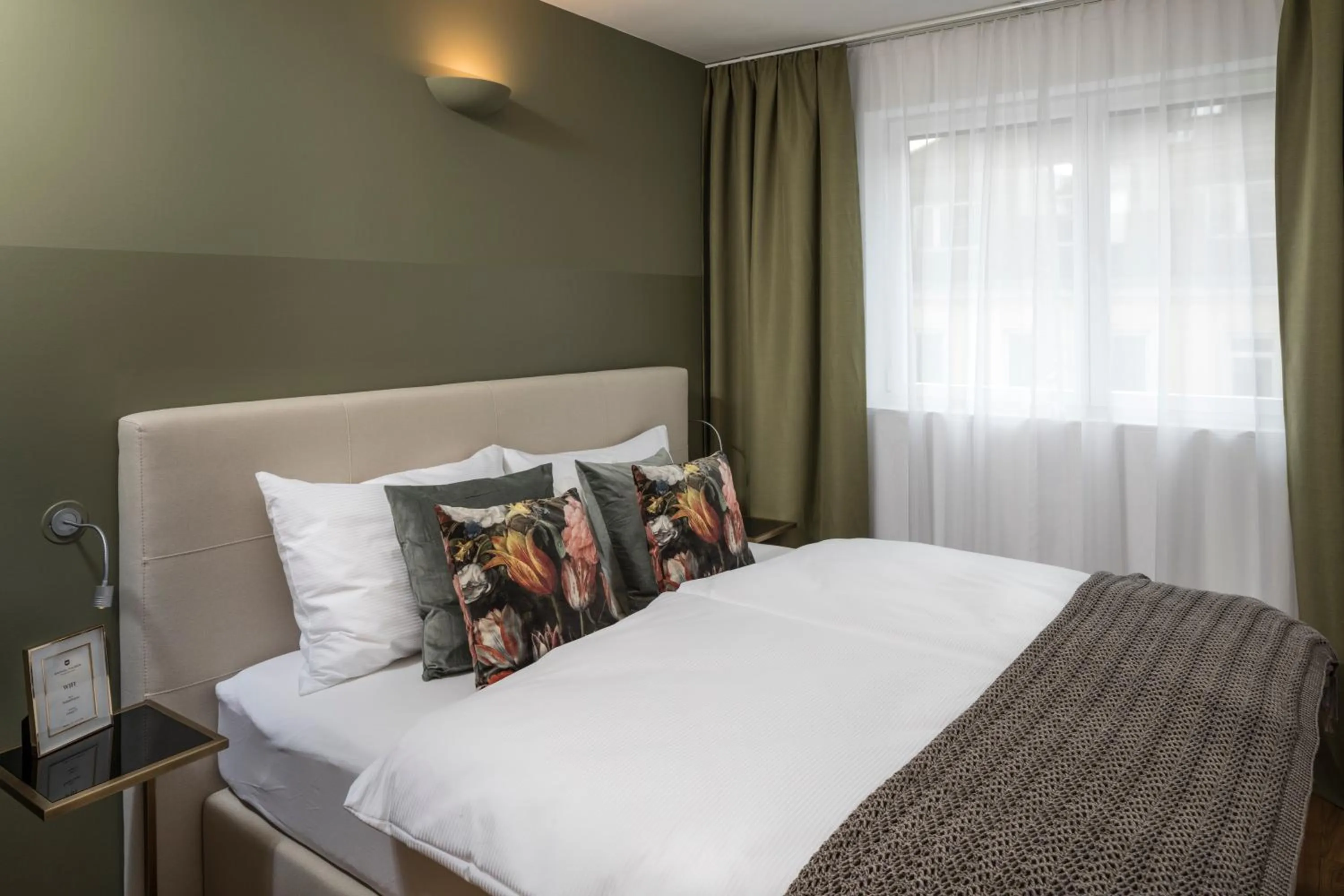 Bed in RAFAEL KAISER - Premium Apartments City Centre - Contactless Check-In