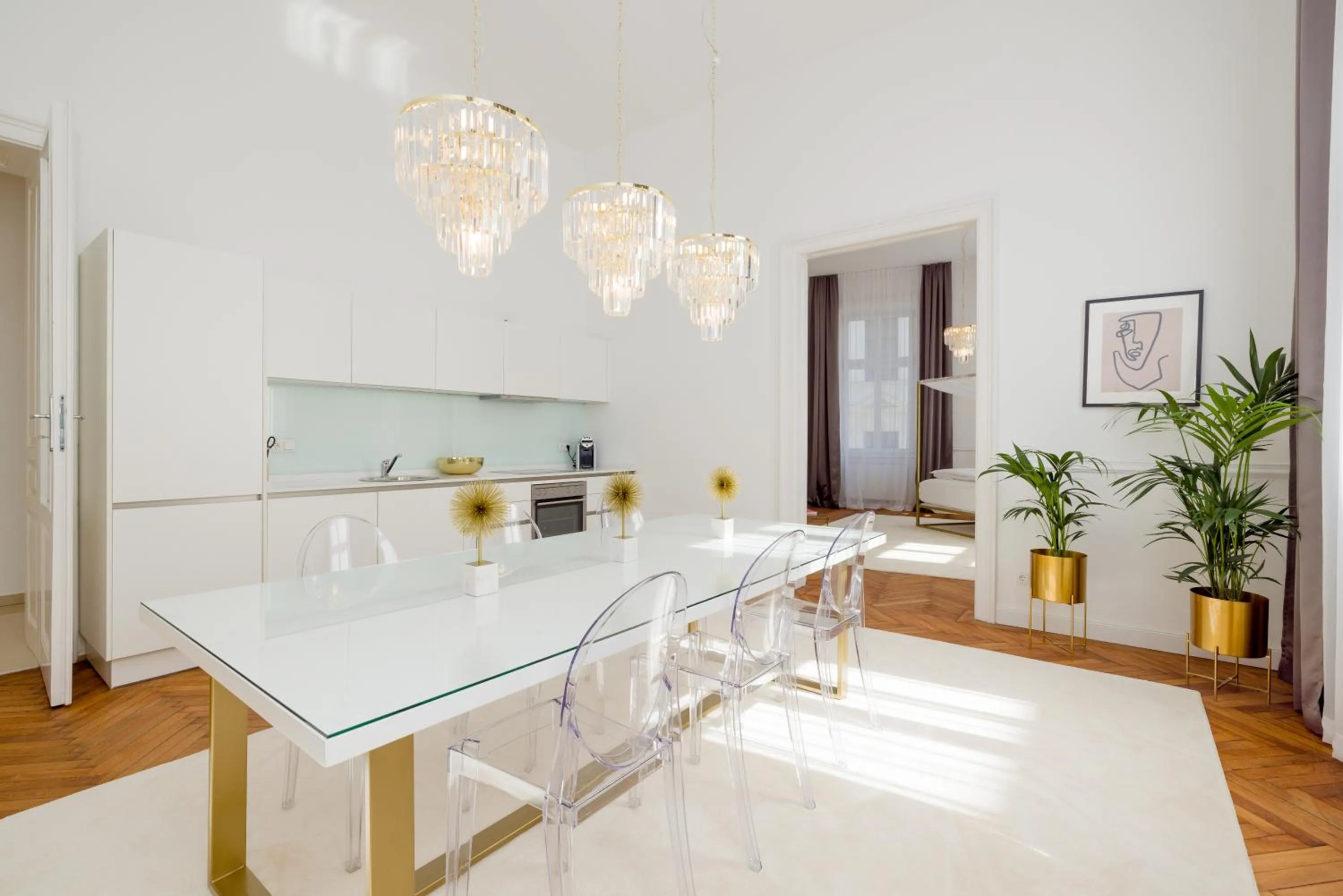 Dining area in RAFAEL KAISER - Premium Apartments City Centre - Contactless Check-In