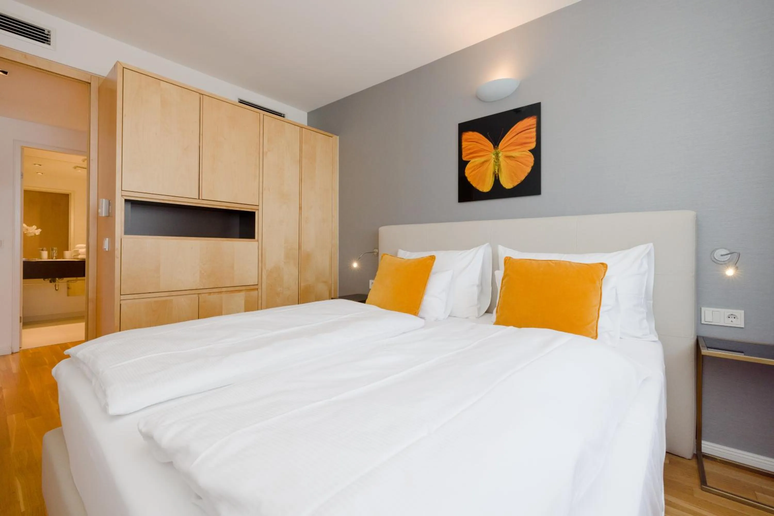 Bed in RAFAEL KAISER - Premium Apartments City Centre - Contactless Check-In