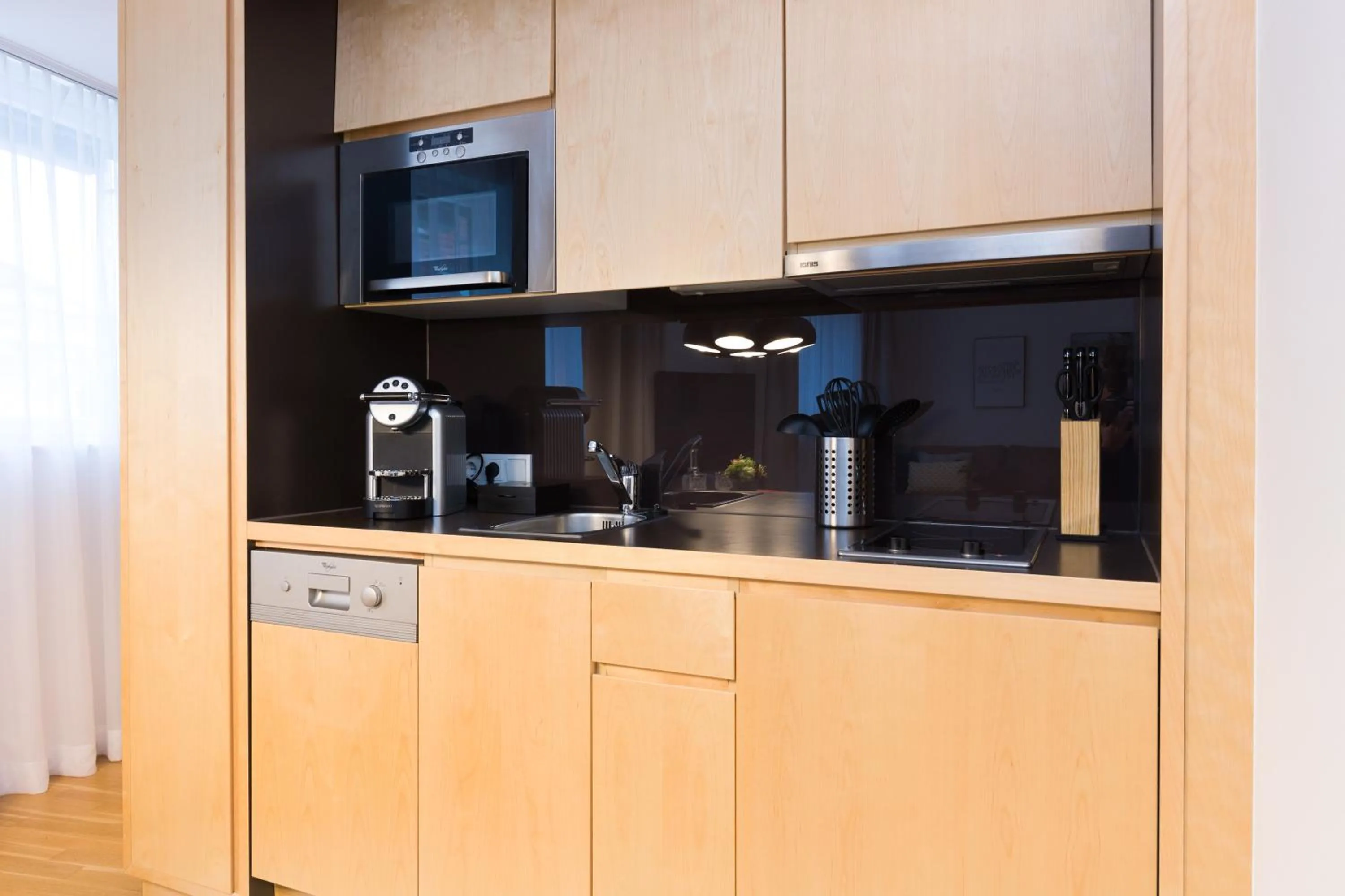 Coffee/tea facilities in RAFAEL KAISER - Premium Apartments City Centre - Contactless Check-In