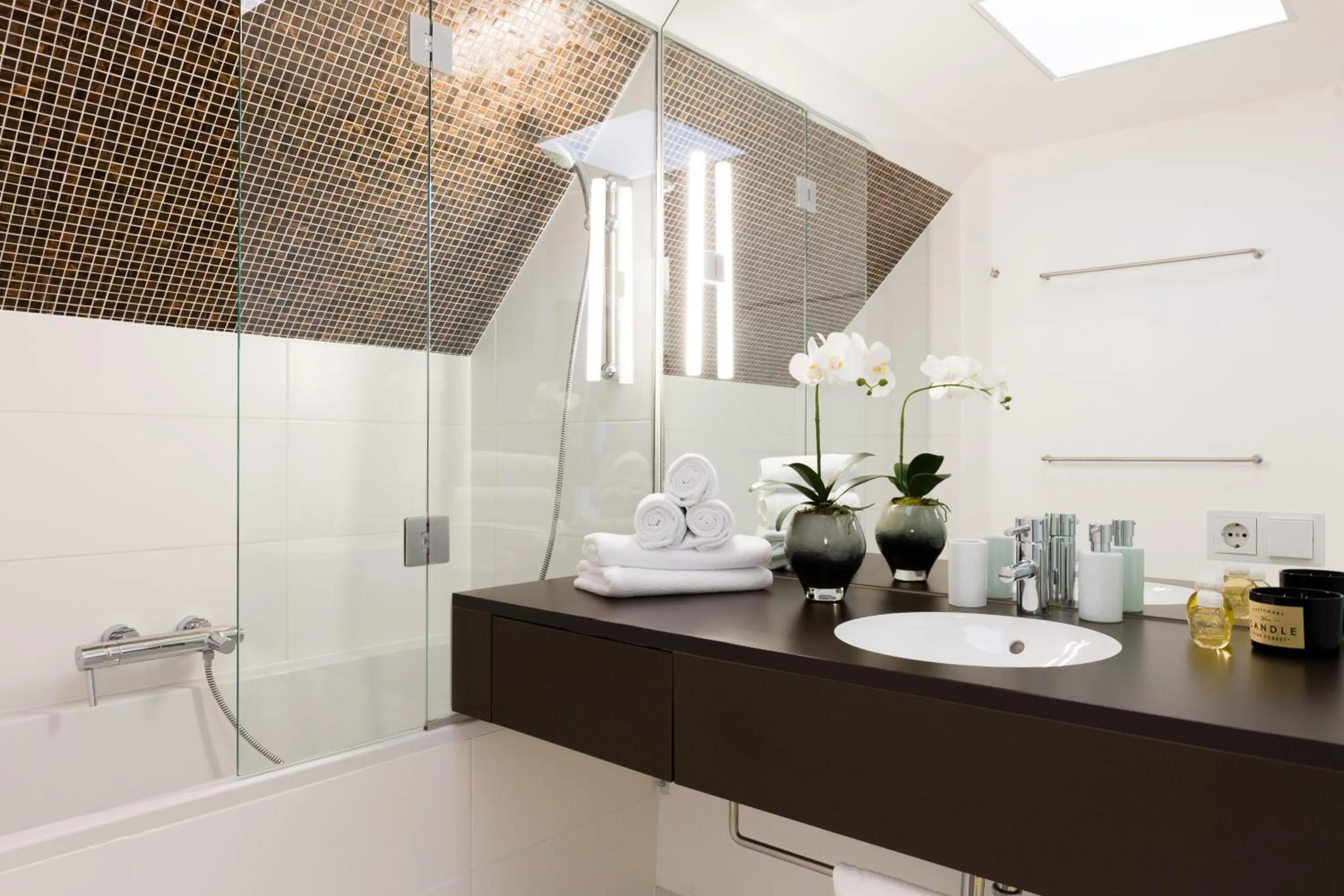 Bathroom in RAFAEL KAISER - Premium Apartments City Centre - Contactless Check-In