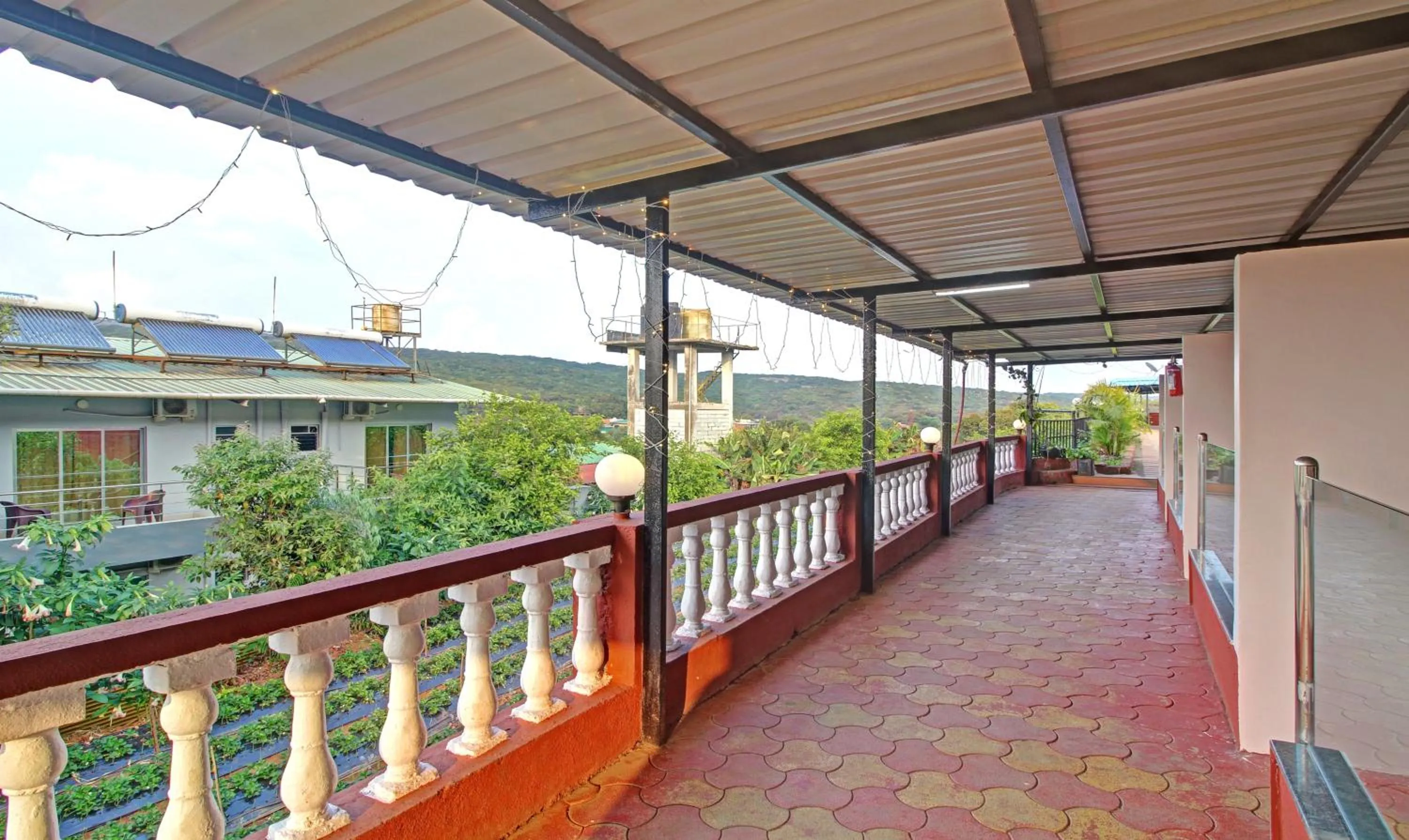 Balcony/Terrace in Treebo Berry Hill Venna Lake, 3 Km From City Center