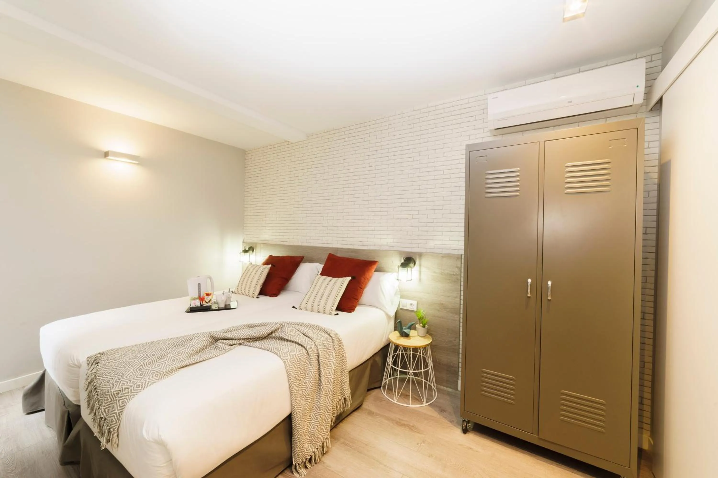 Bed in BYPILLOW Wander