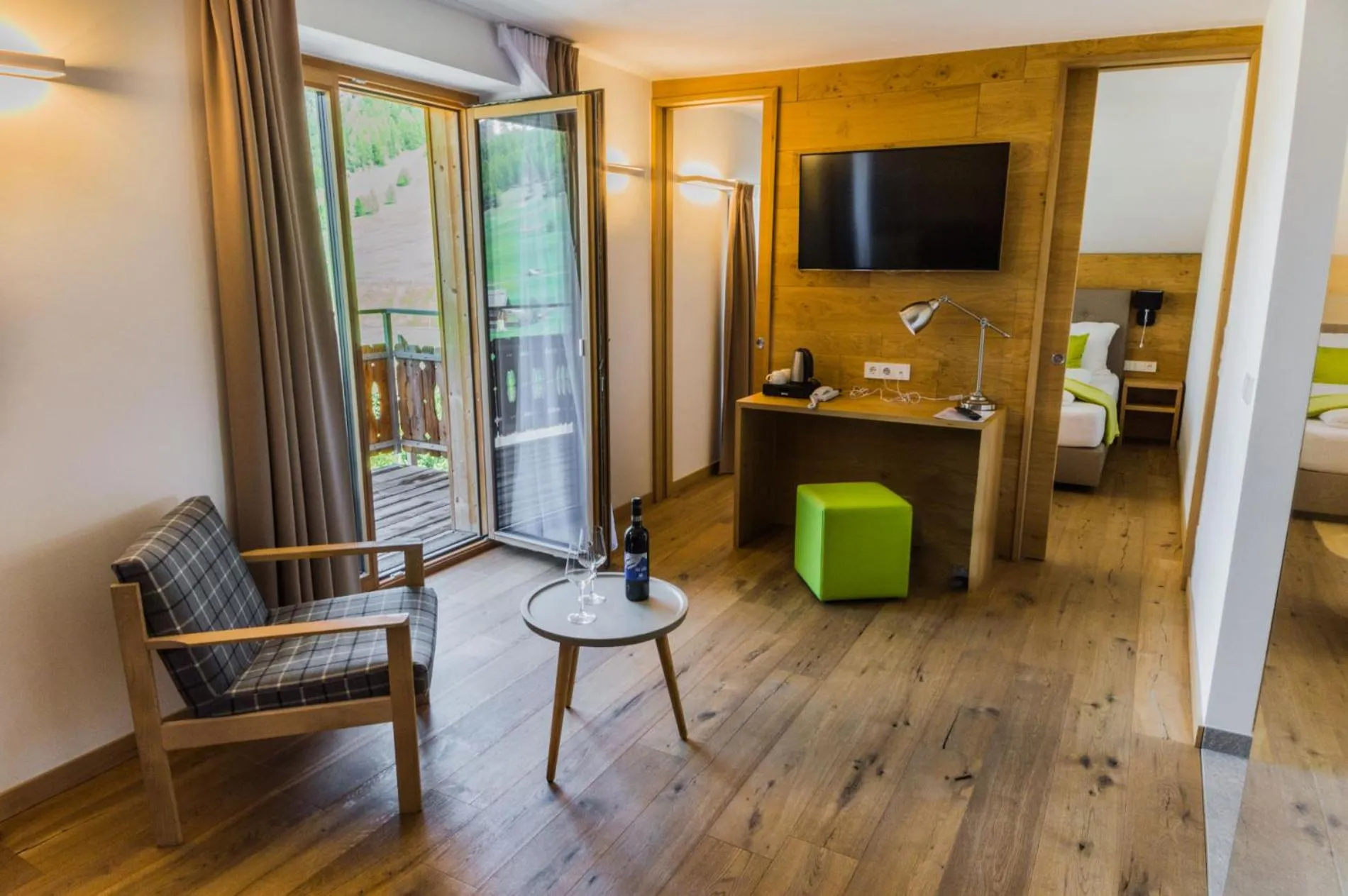 Living room, Bed in Sport Hotel