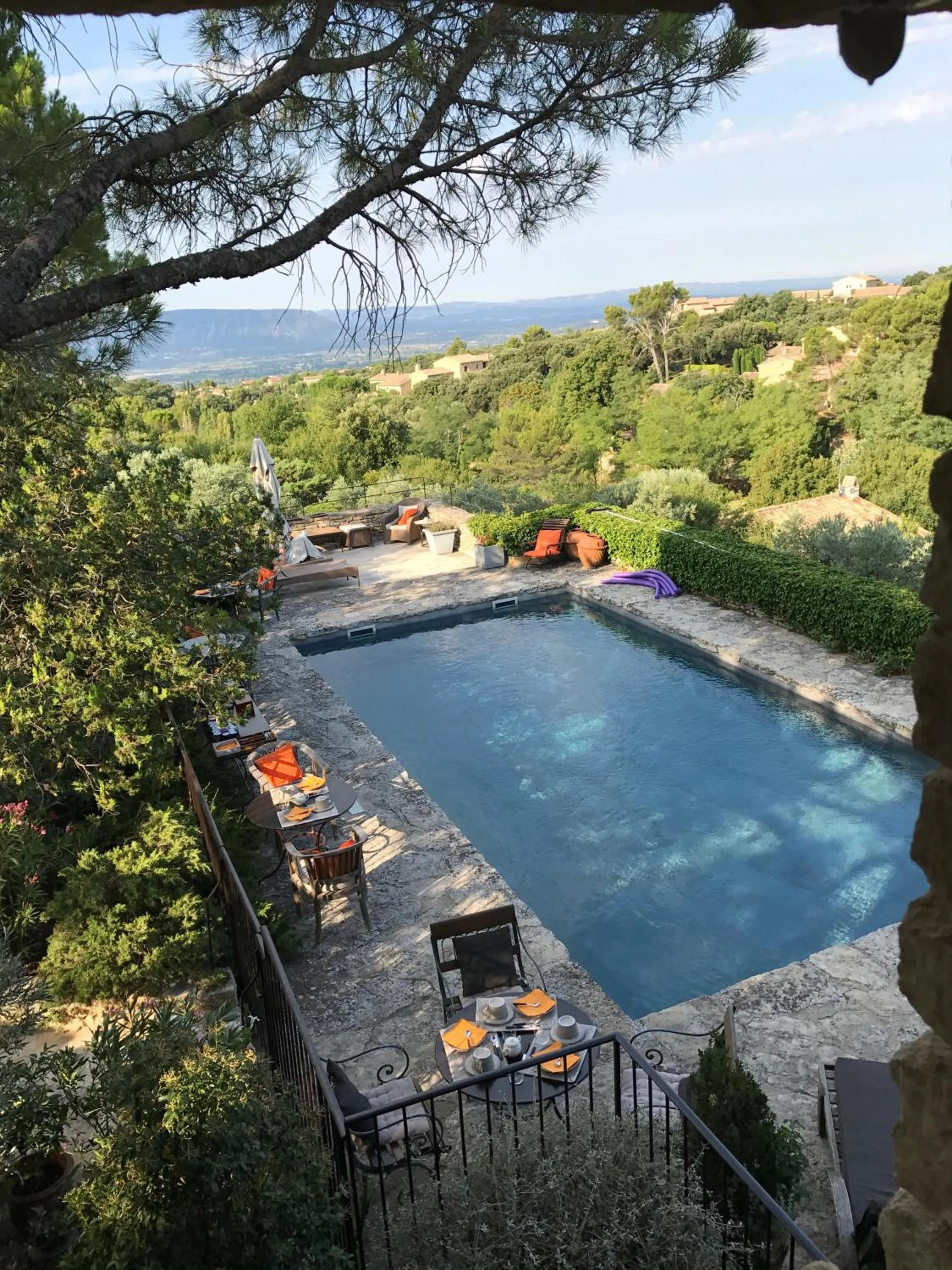 Swimming pool in La Borie en Provence