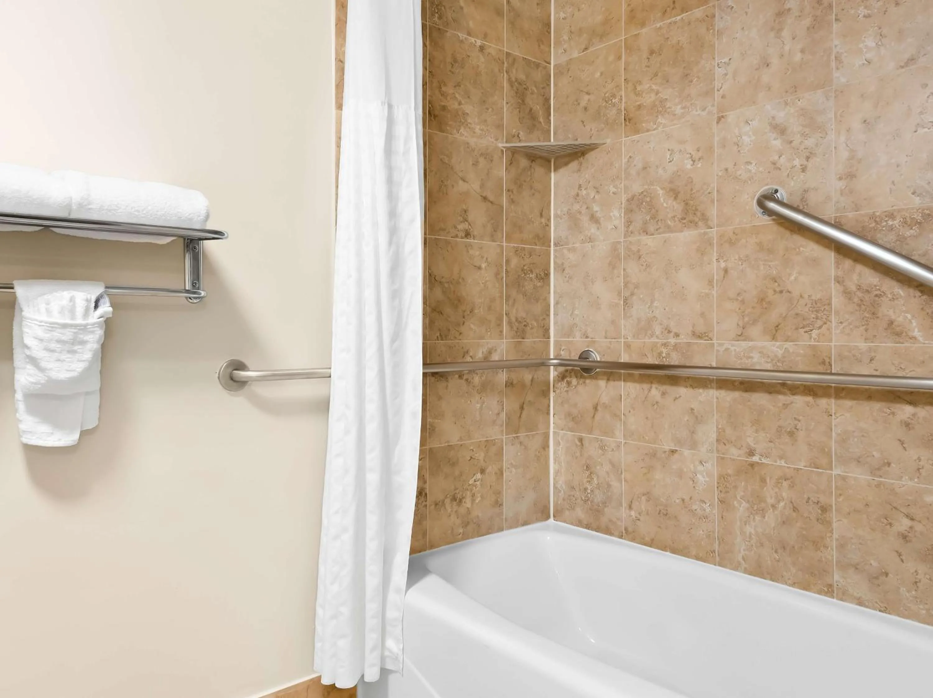 Bathroom in Best Western Potomac Mills