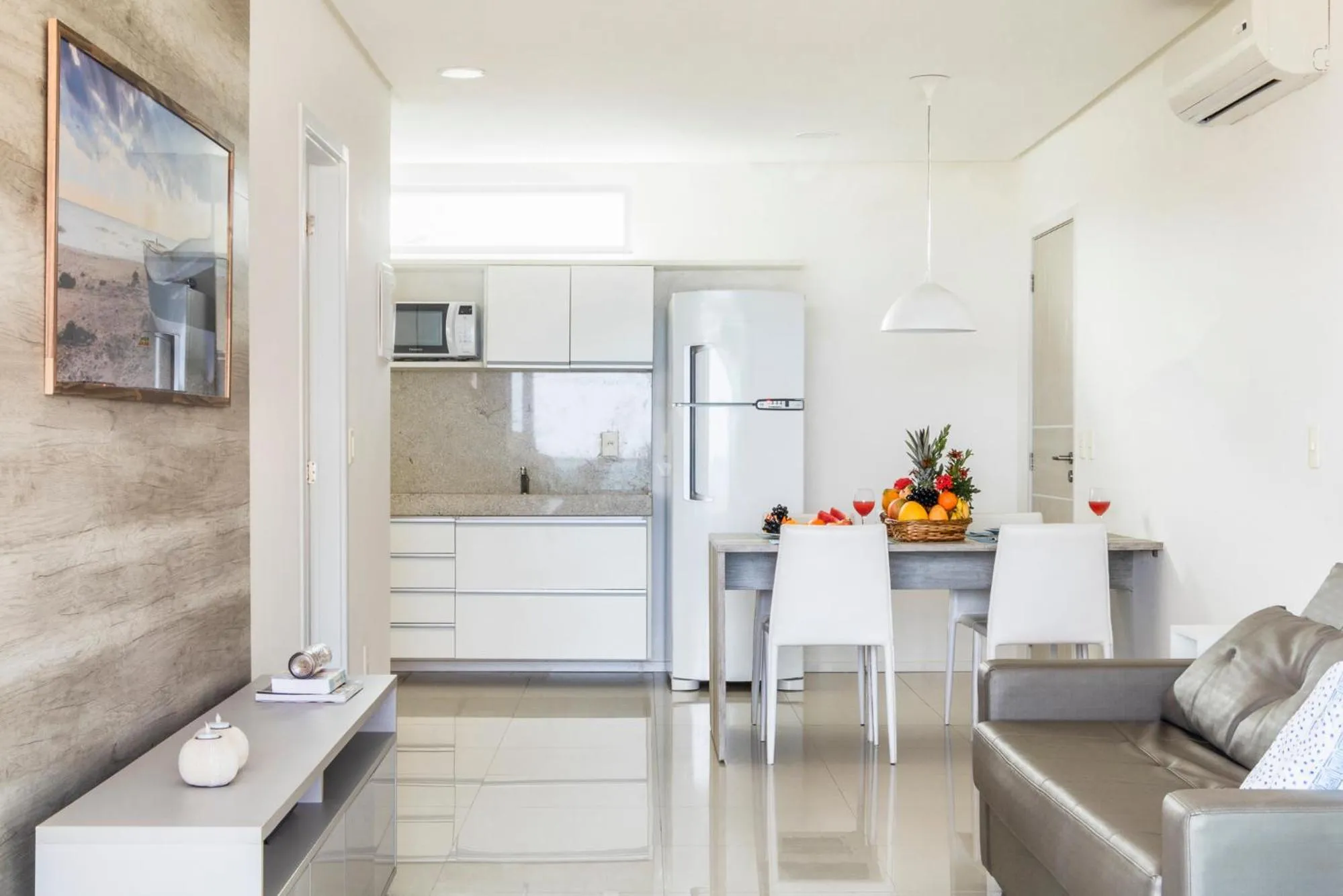 Kitchen or kitchenette in Wave Suítes Hotel & Lounge bar