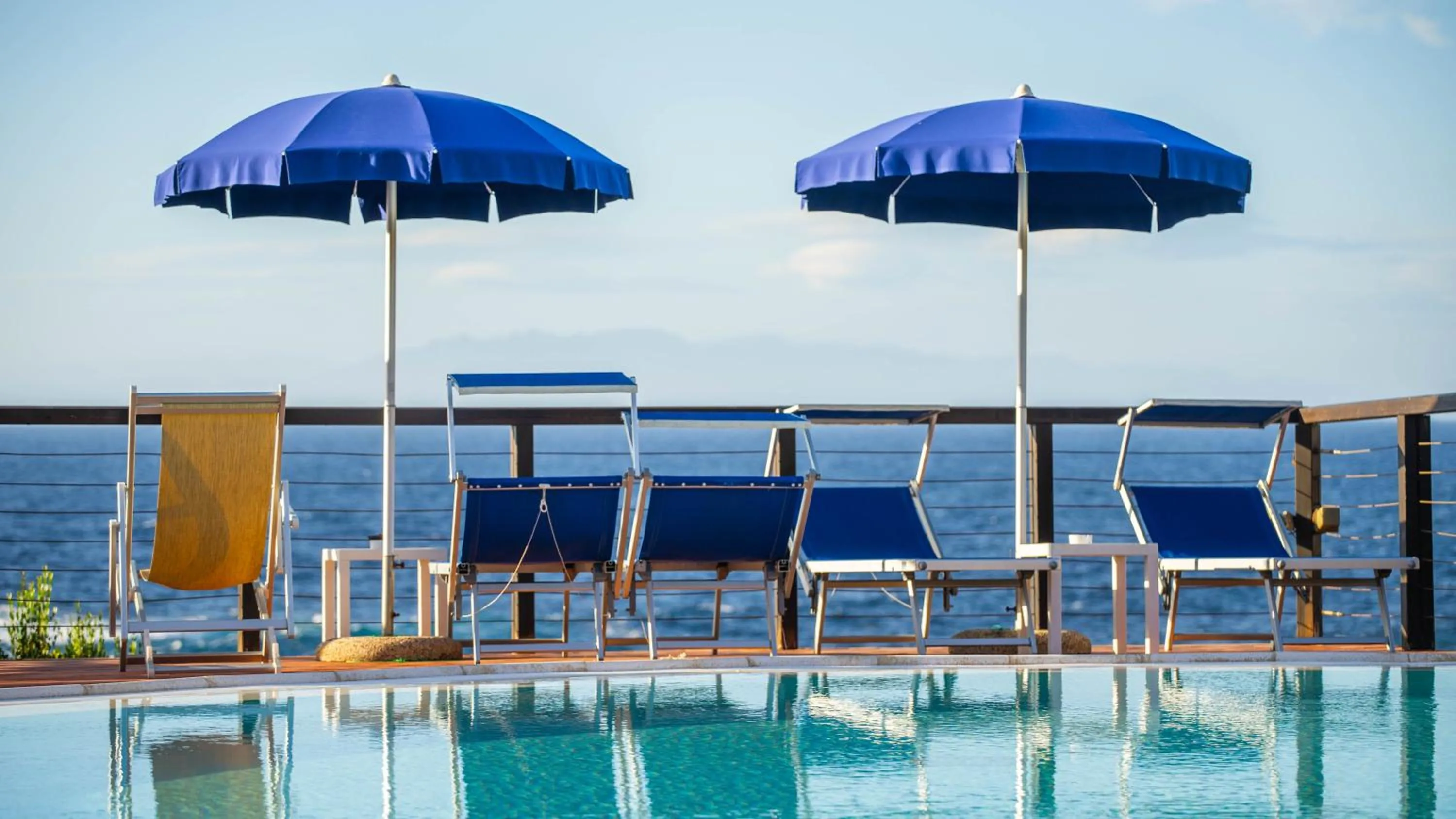 Swimming pool in Hotel Costa Paradiso