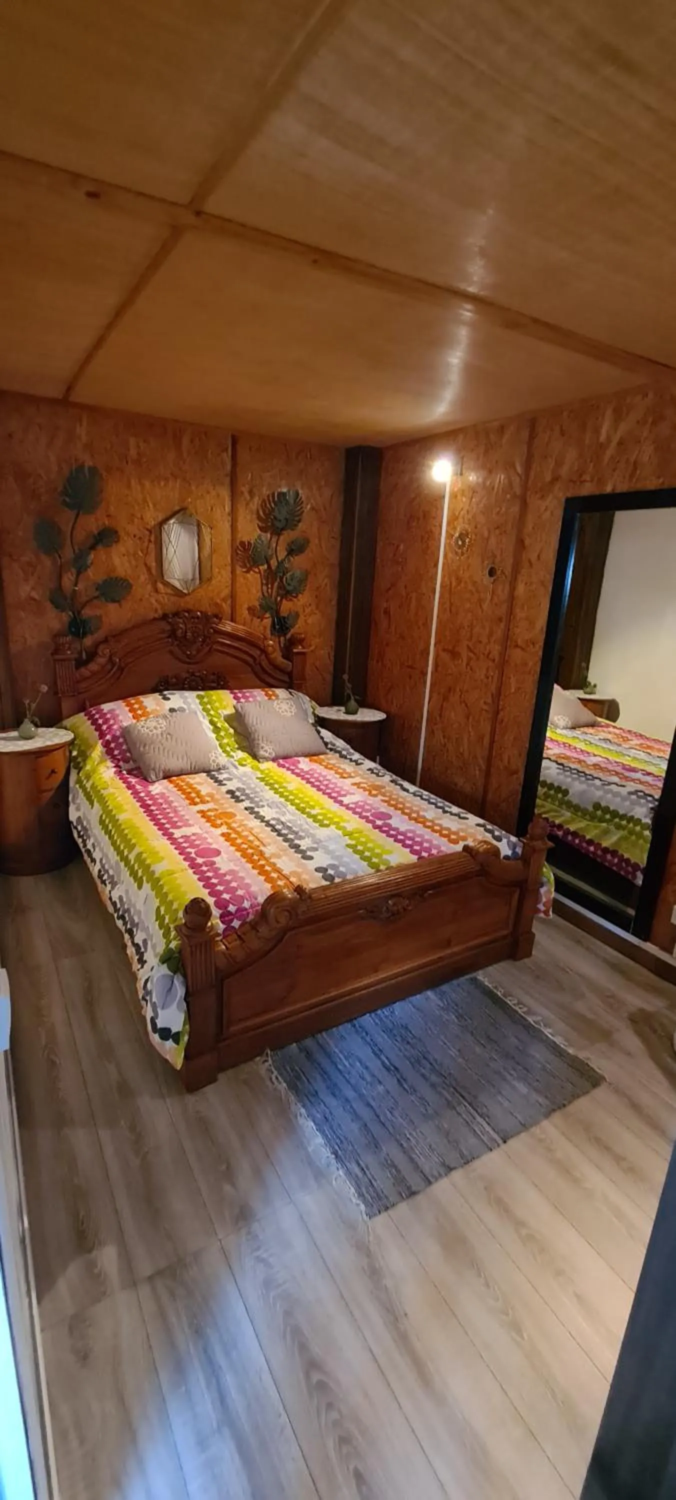 Bed in Fleur de vanille