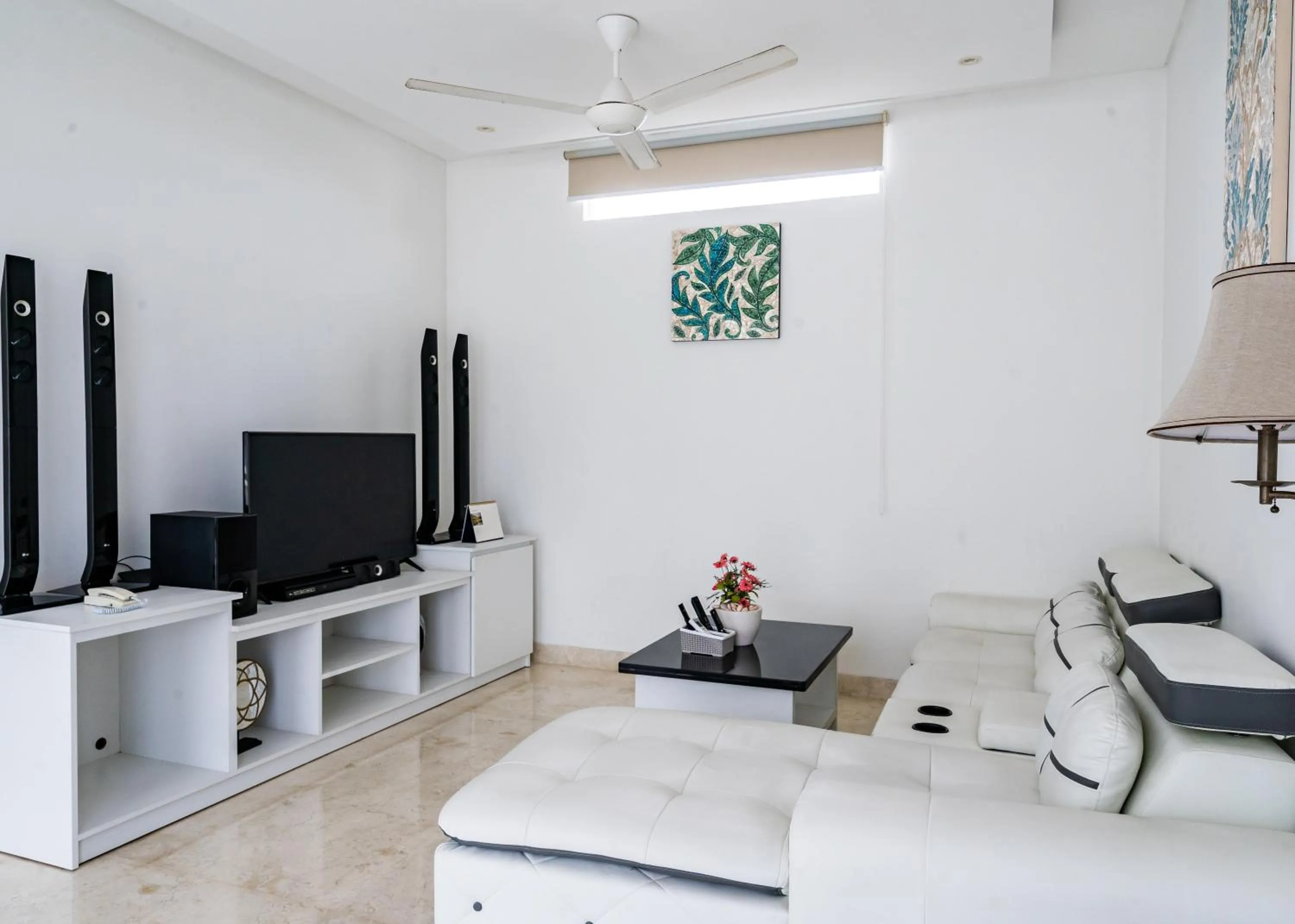 Communal lounge/ TV room in Bali Residence Villa