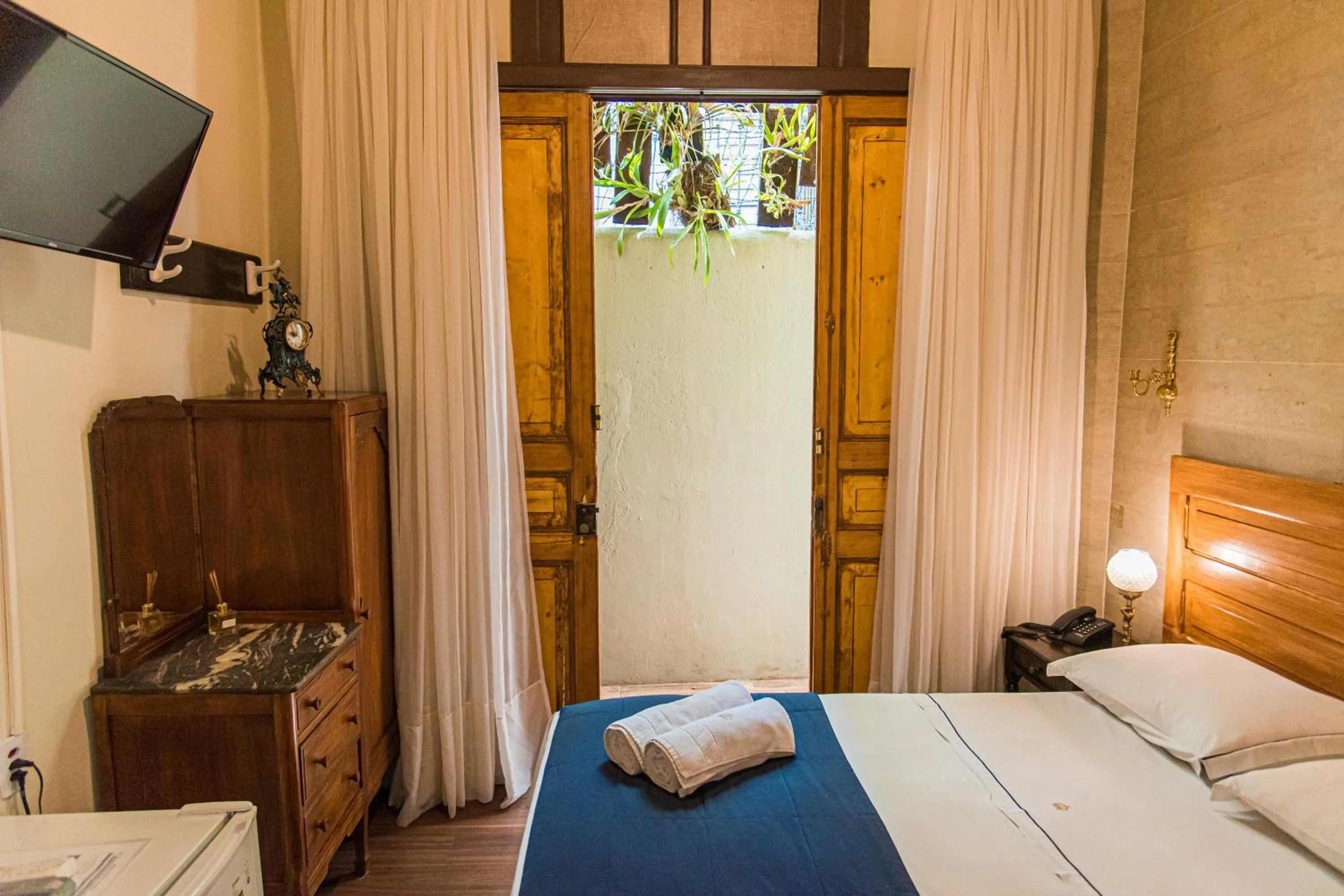 Bedroom, Bed in Pousada Dom Petrópolis