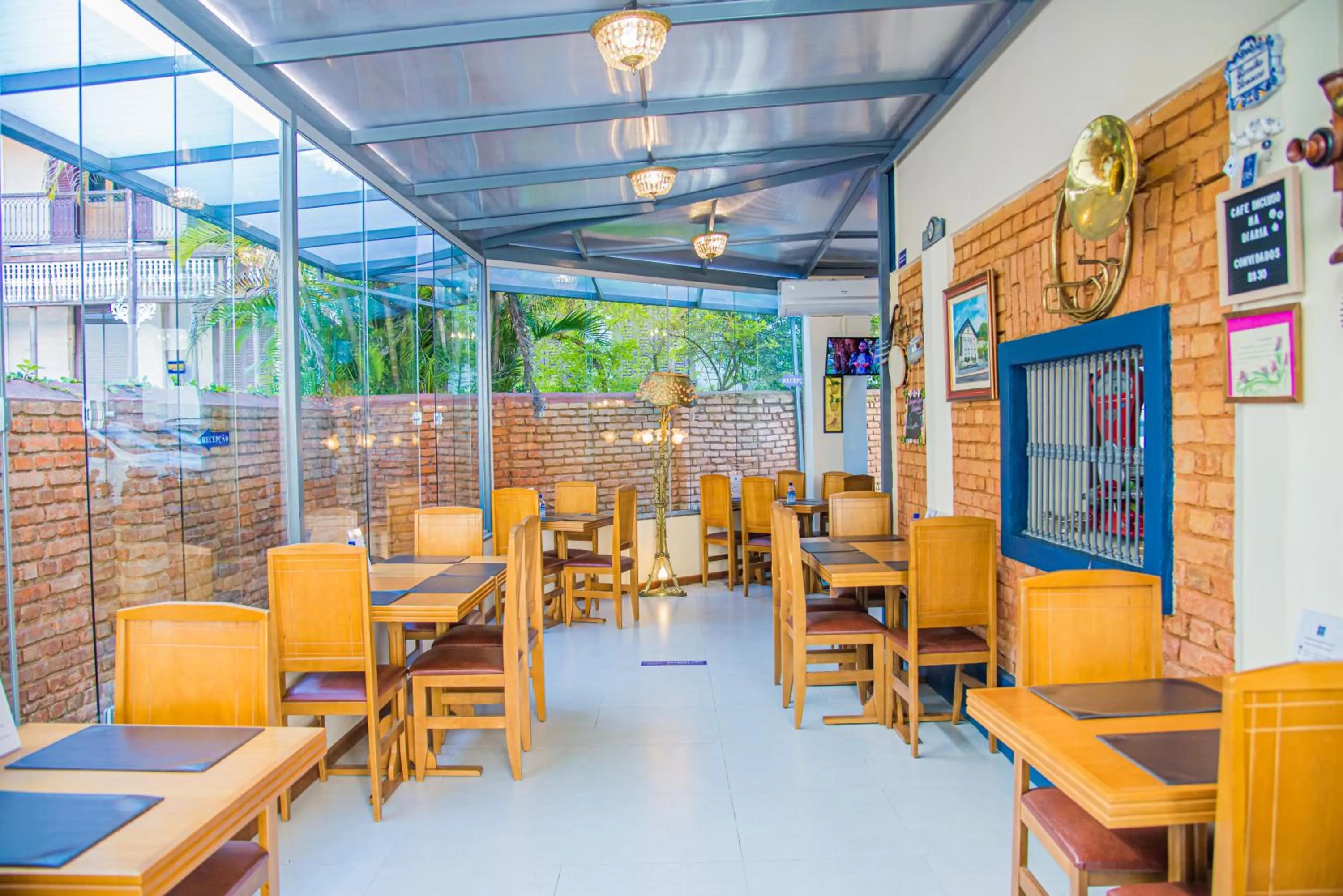 Restaurant/places to eat in Pousada Dom Petrópolis