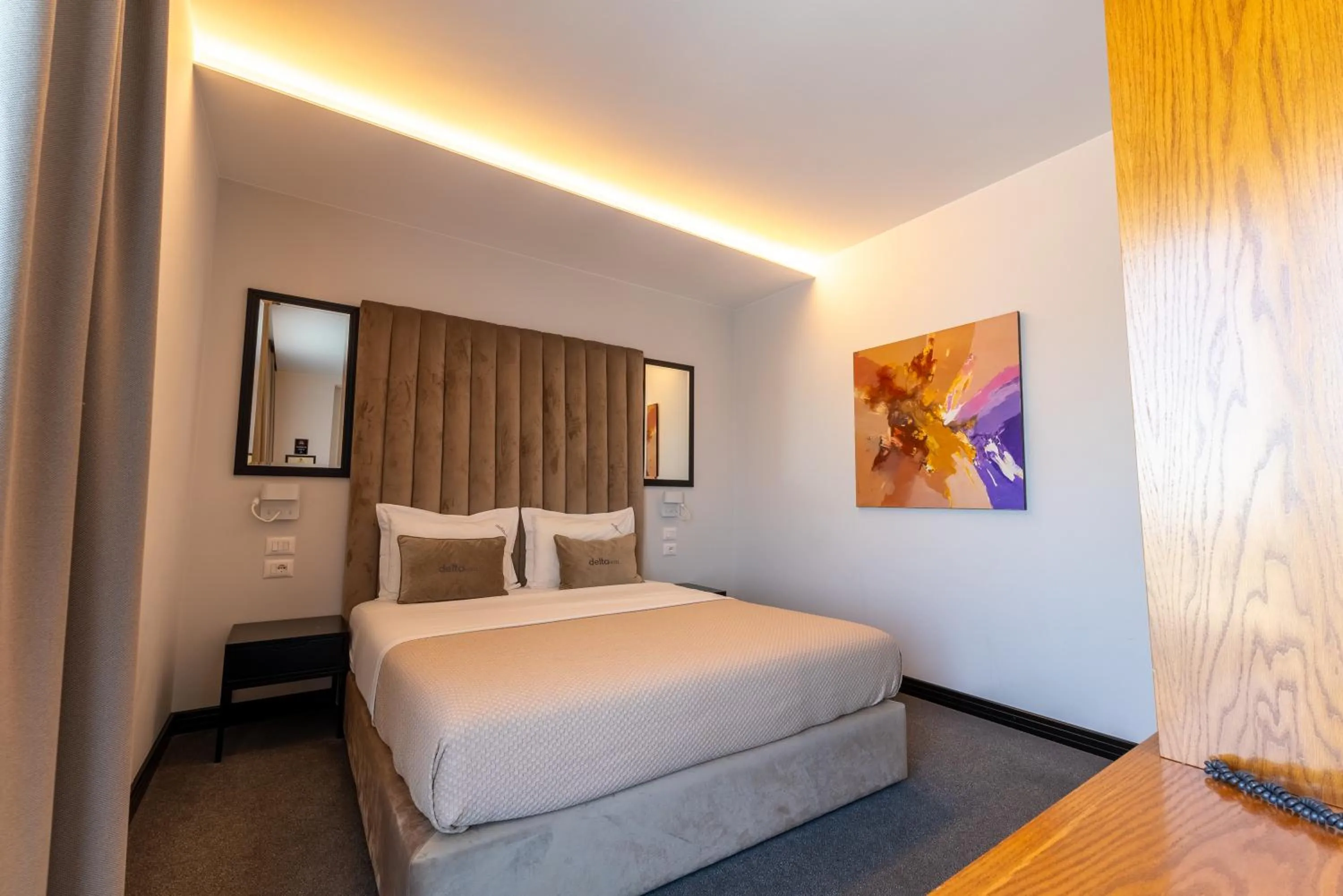 Bed in Hotel Delta Premium