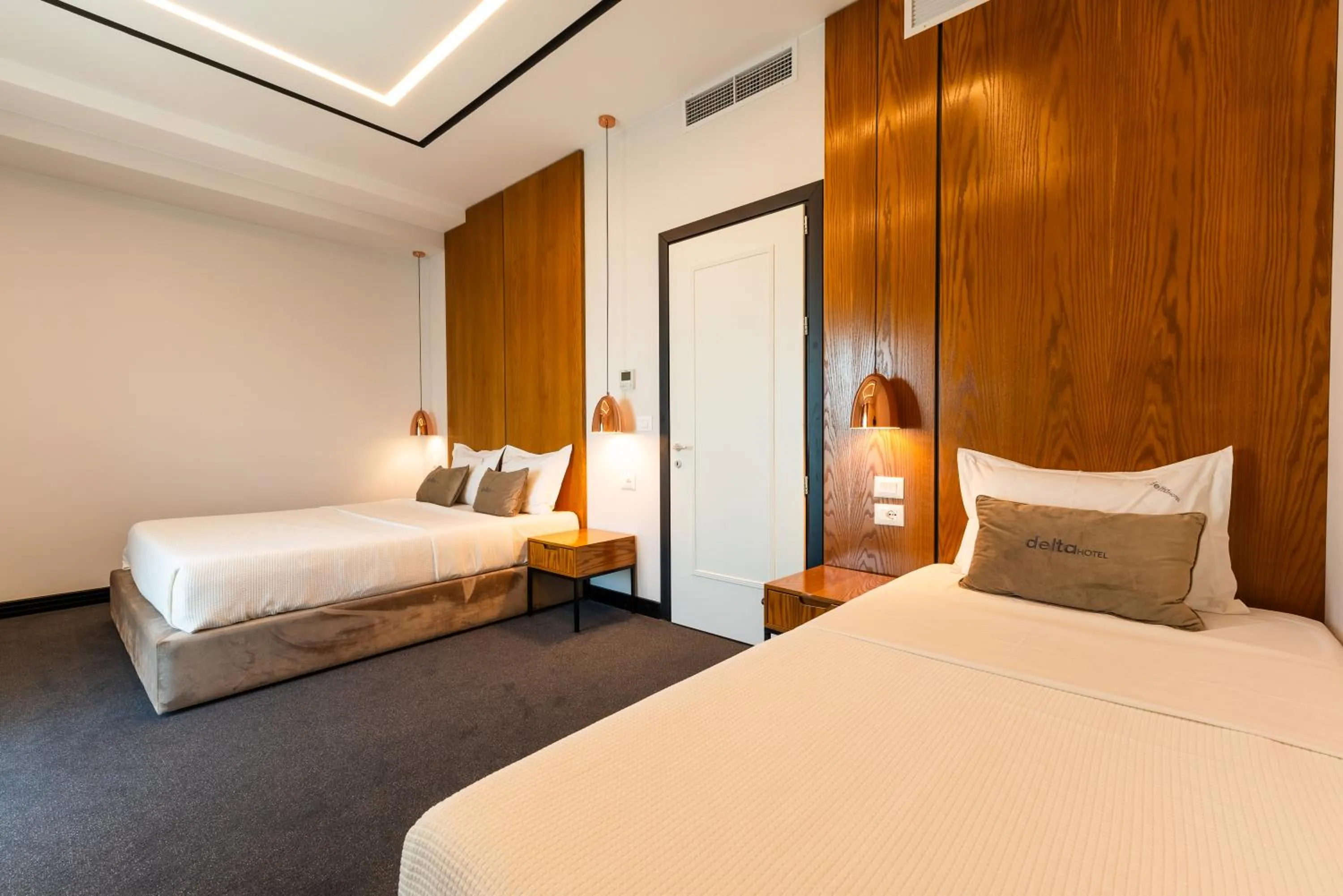 Bed in Hotel Delta Premium