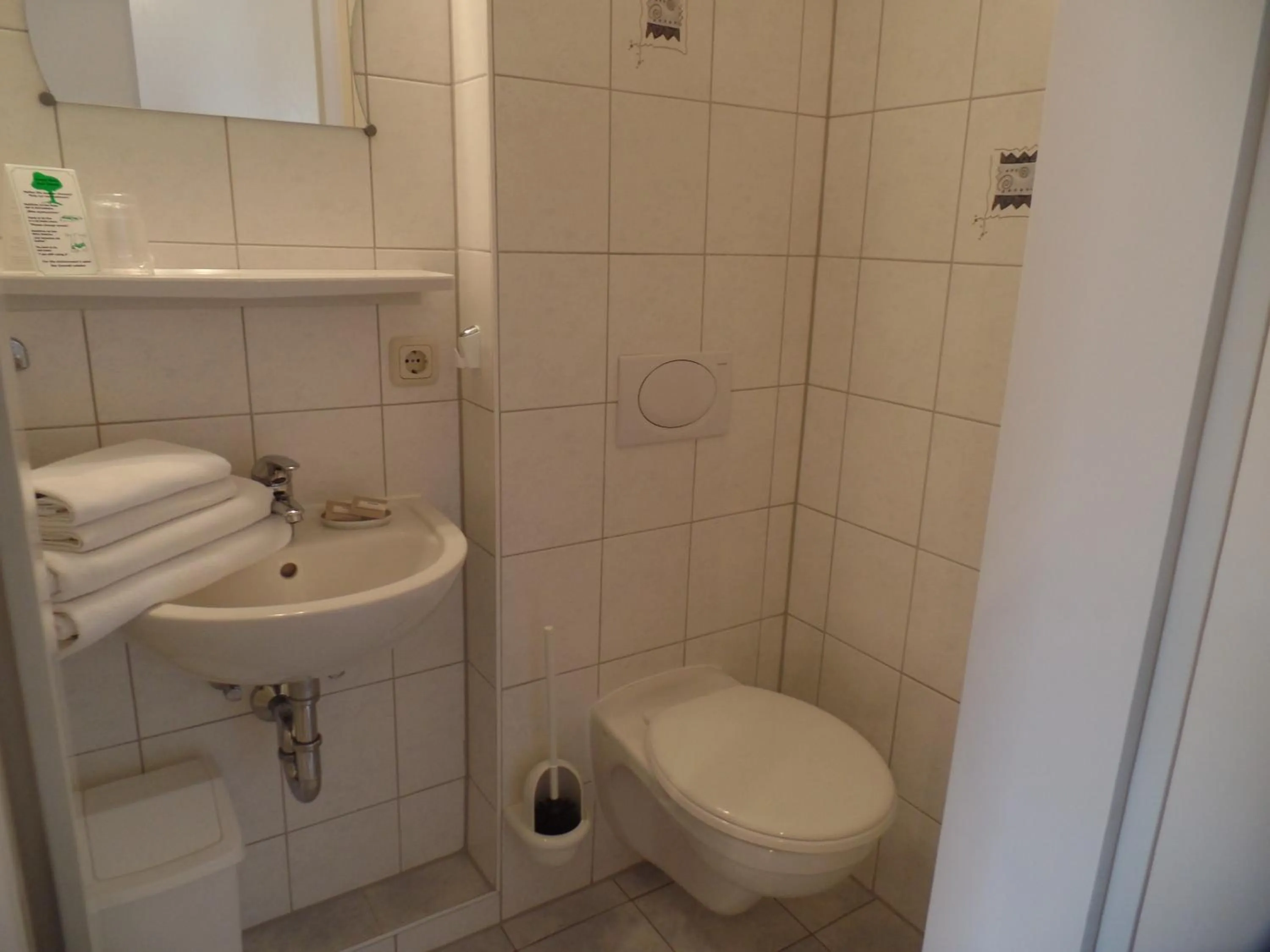 Bathroom in Pension Wagner