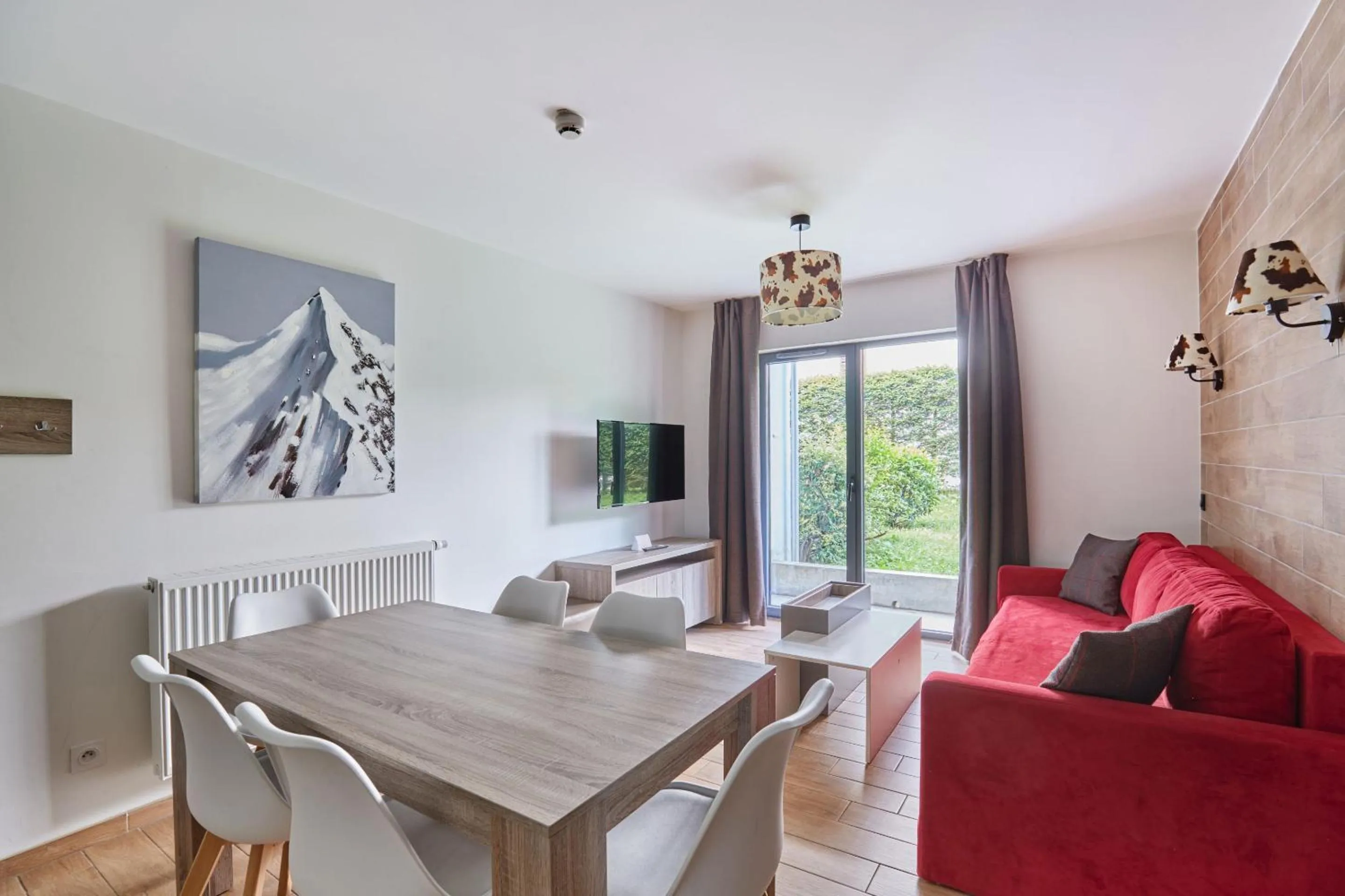 Dining area in Résidence Odalys Isatis