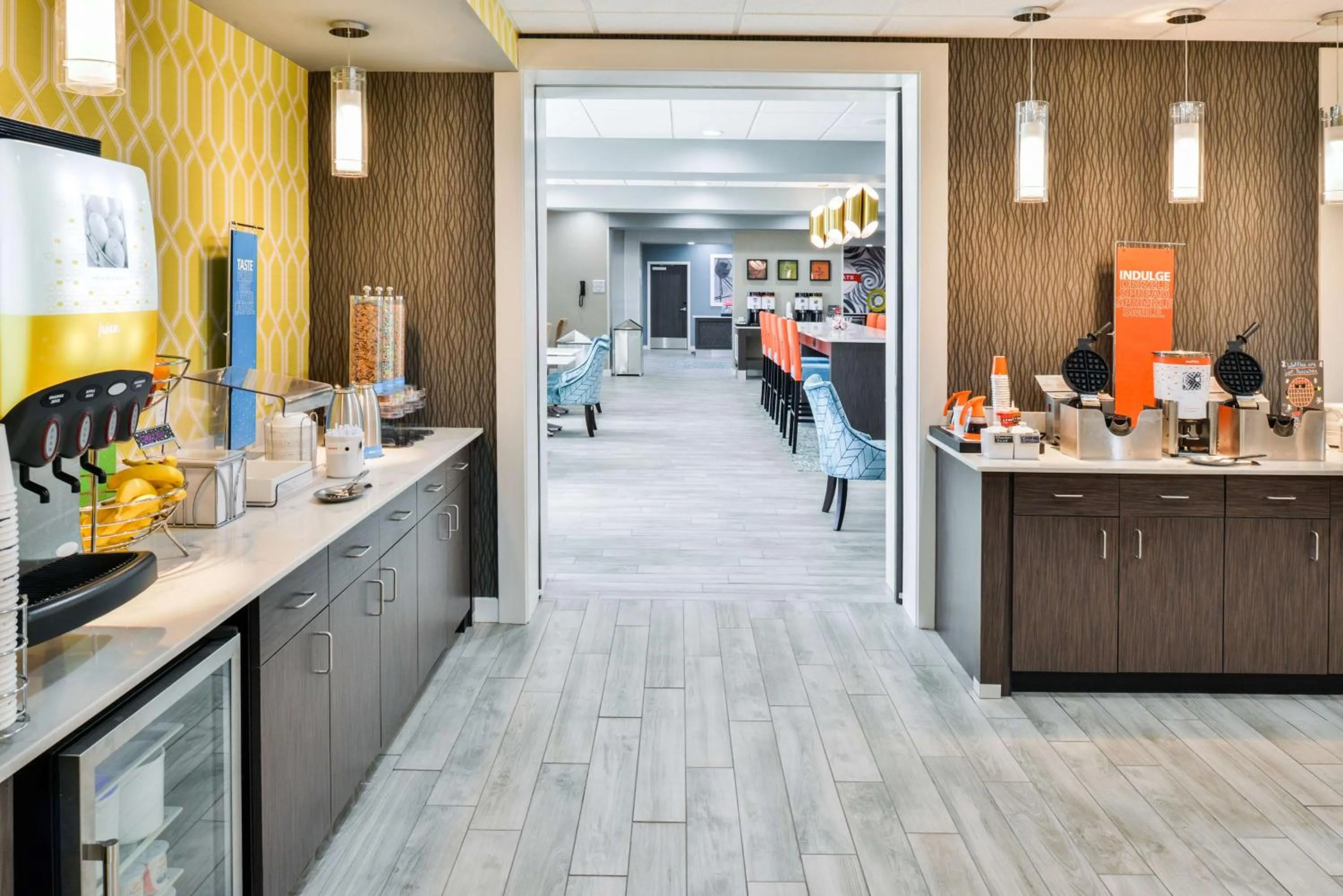 Restaurant/places to eat in Hampton Inn Emporia, KS