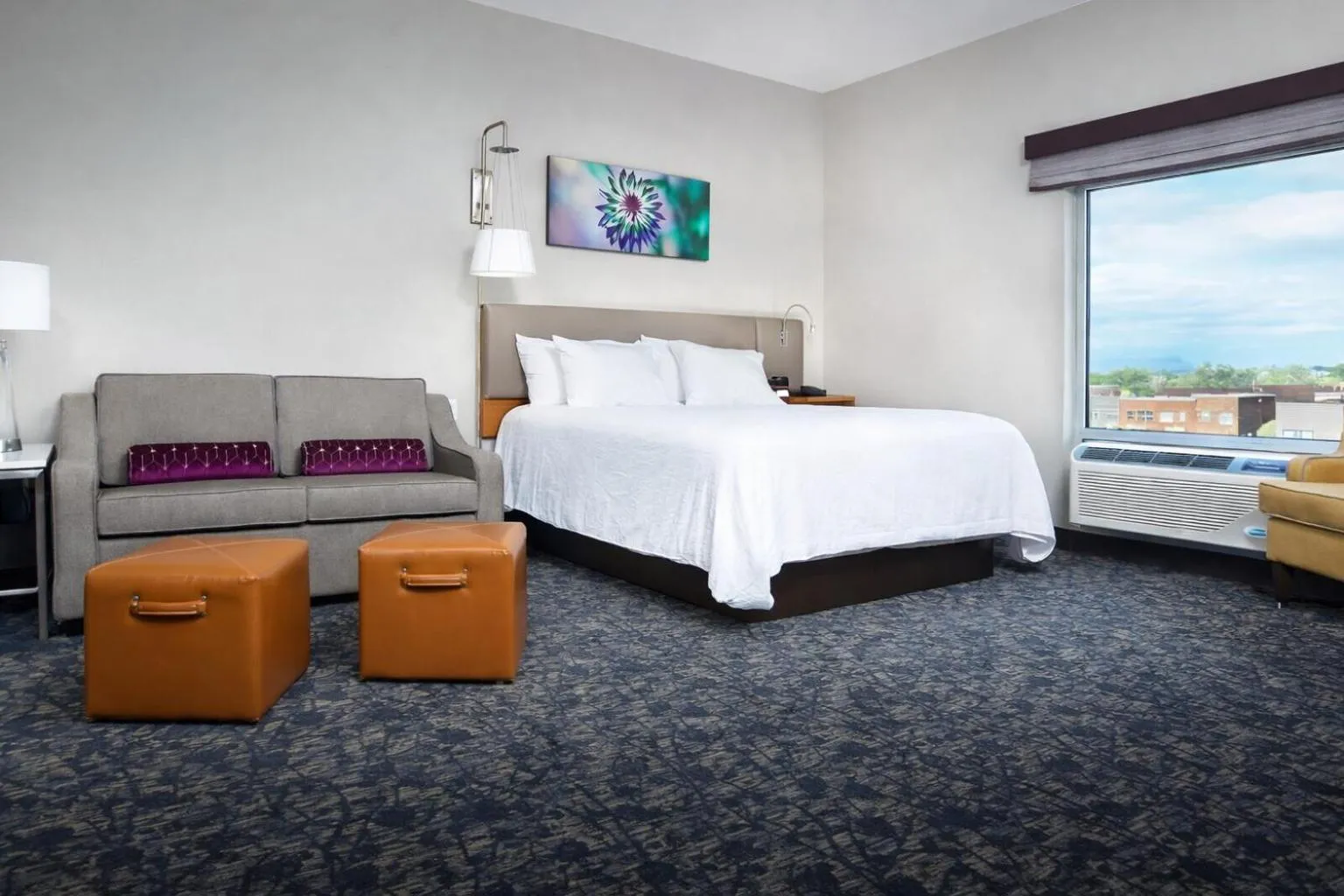 Bed in Hilton Garden Inn Arvada/Denver, CO