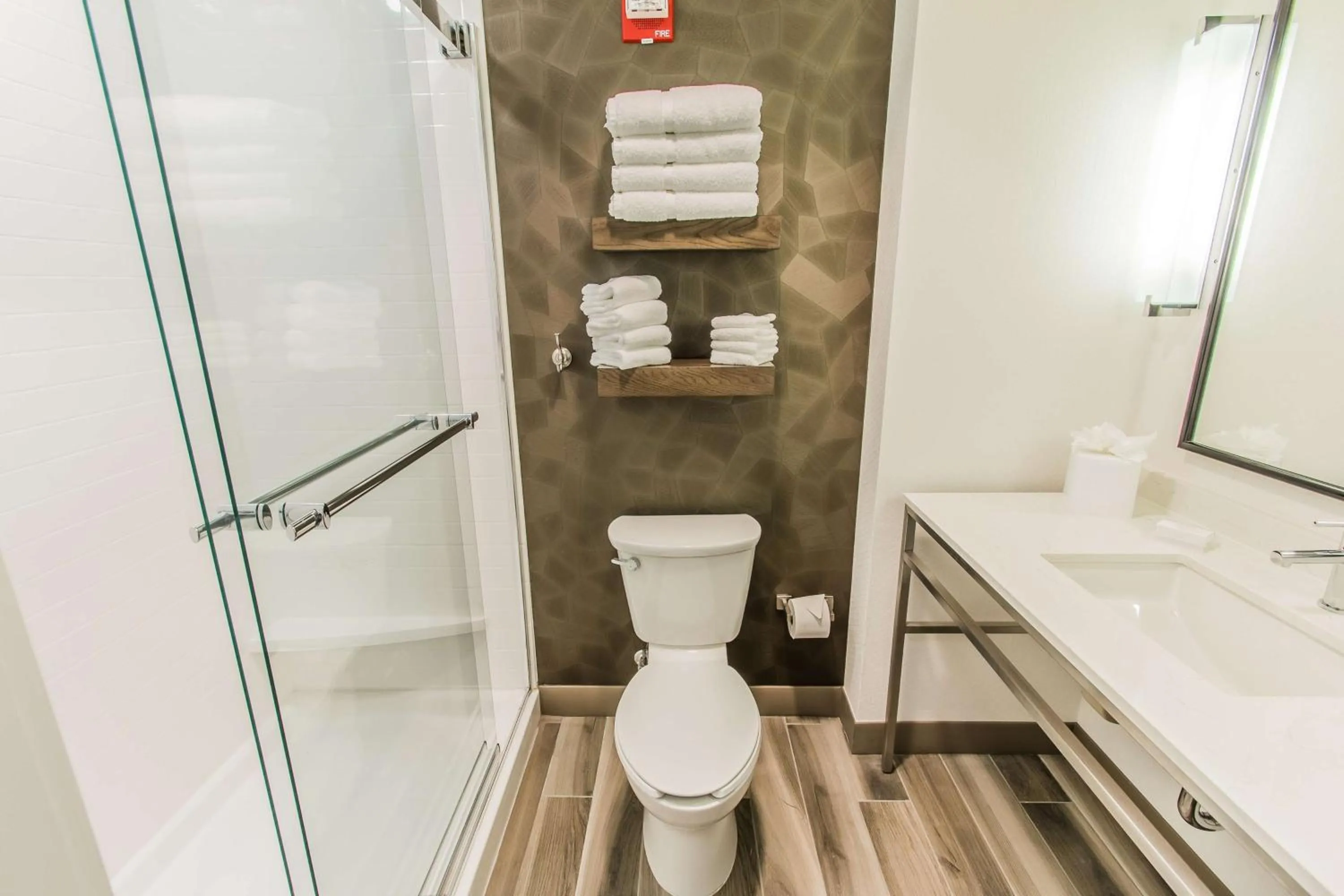 Bathroom in Hilton Garden Inn Ft. Walton Beach