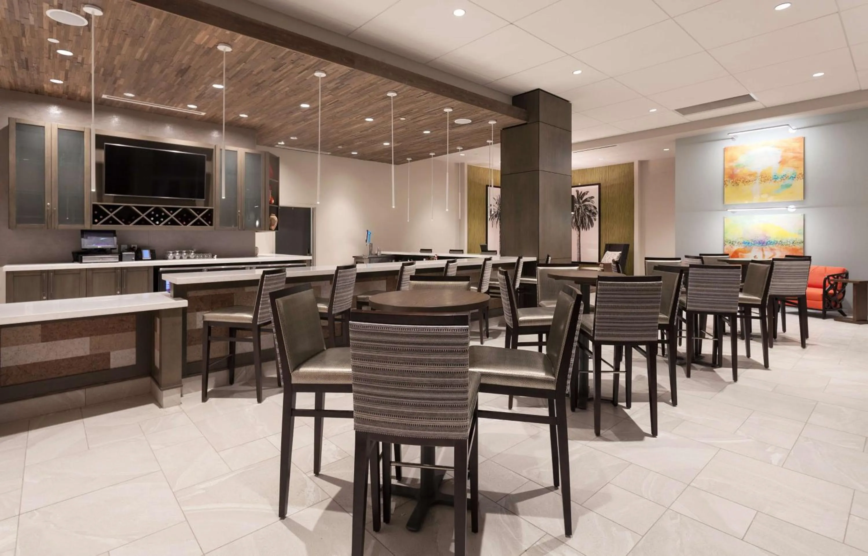 Lounge or bar in Hilton Garden Inn Ft. Walton Beach