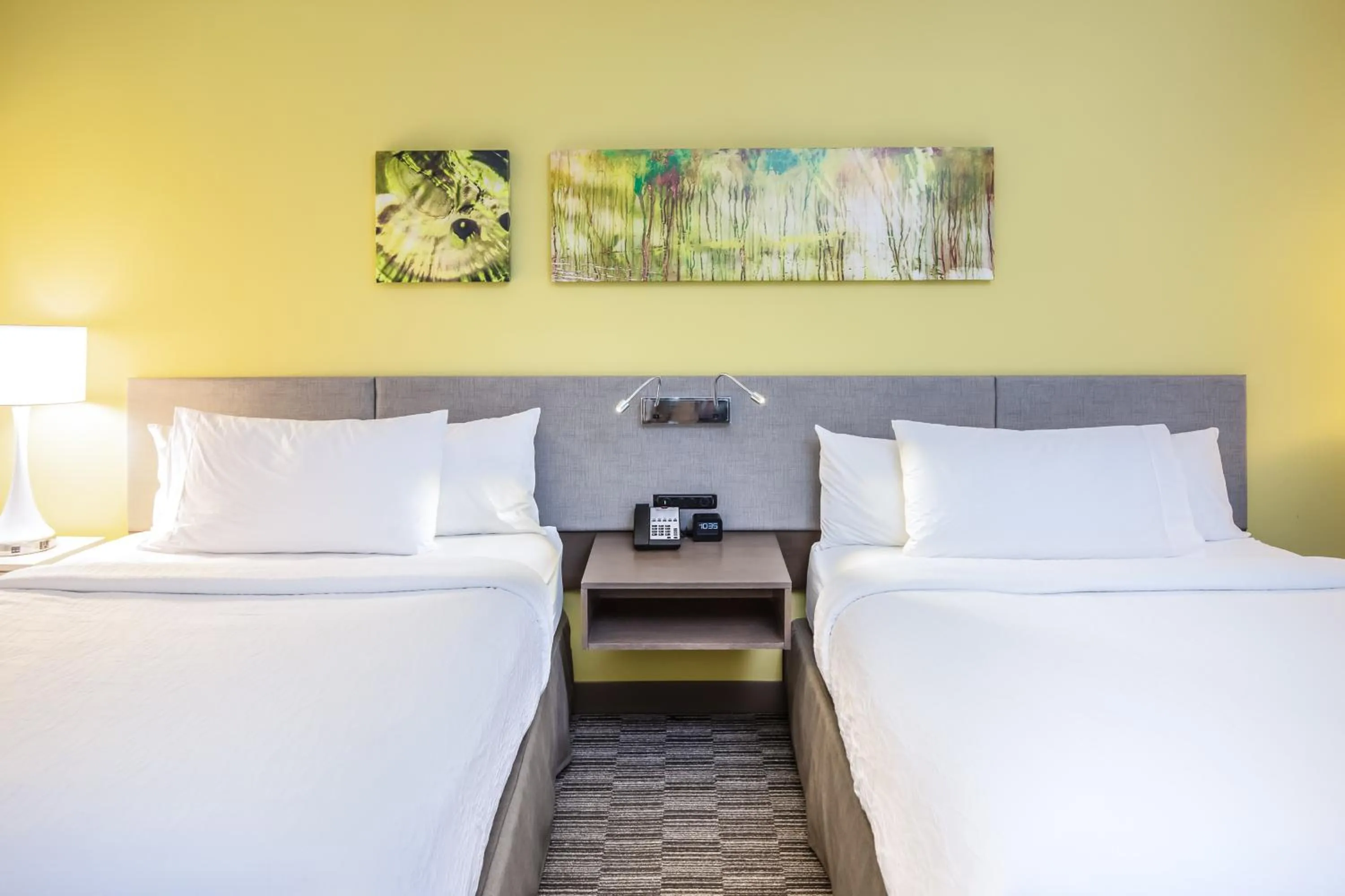 Bed in Hilton Garden Inn Ft. Walton Beach