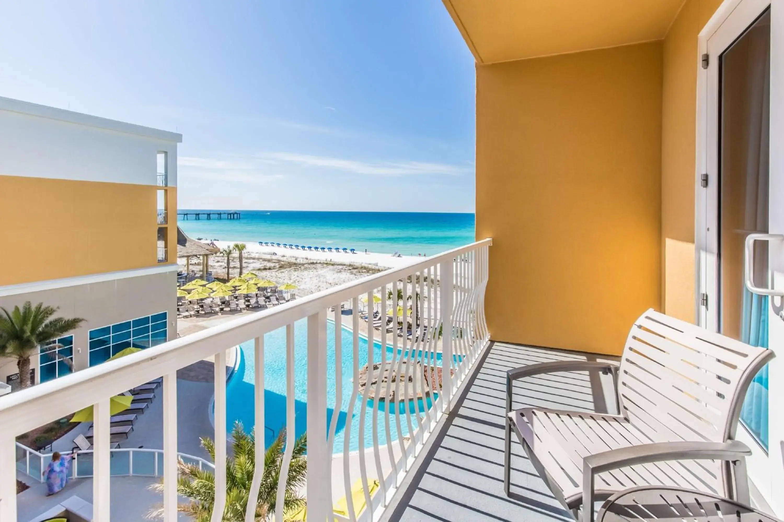 Junior King Suite with Gulf View in Hilton Garden Inn Ft. Walton Beach Junior King Suite with Gulf View in Hilton Garden Inn Ft. Walton Beach