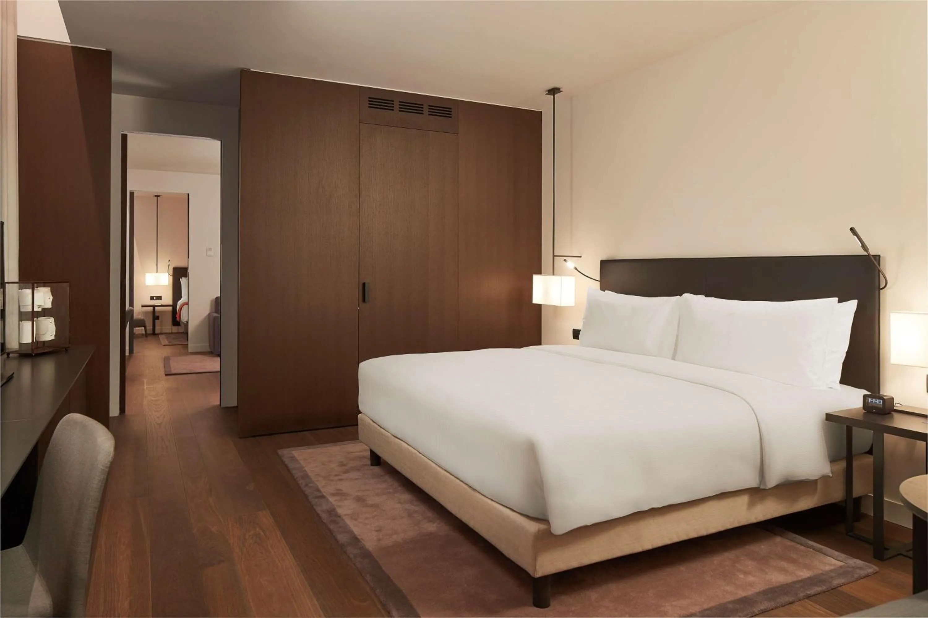 Bedroom, Bed in Hilton Lake Como