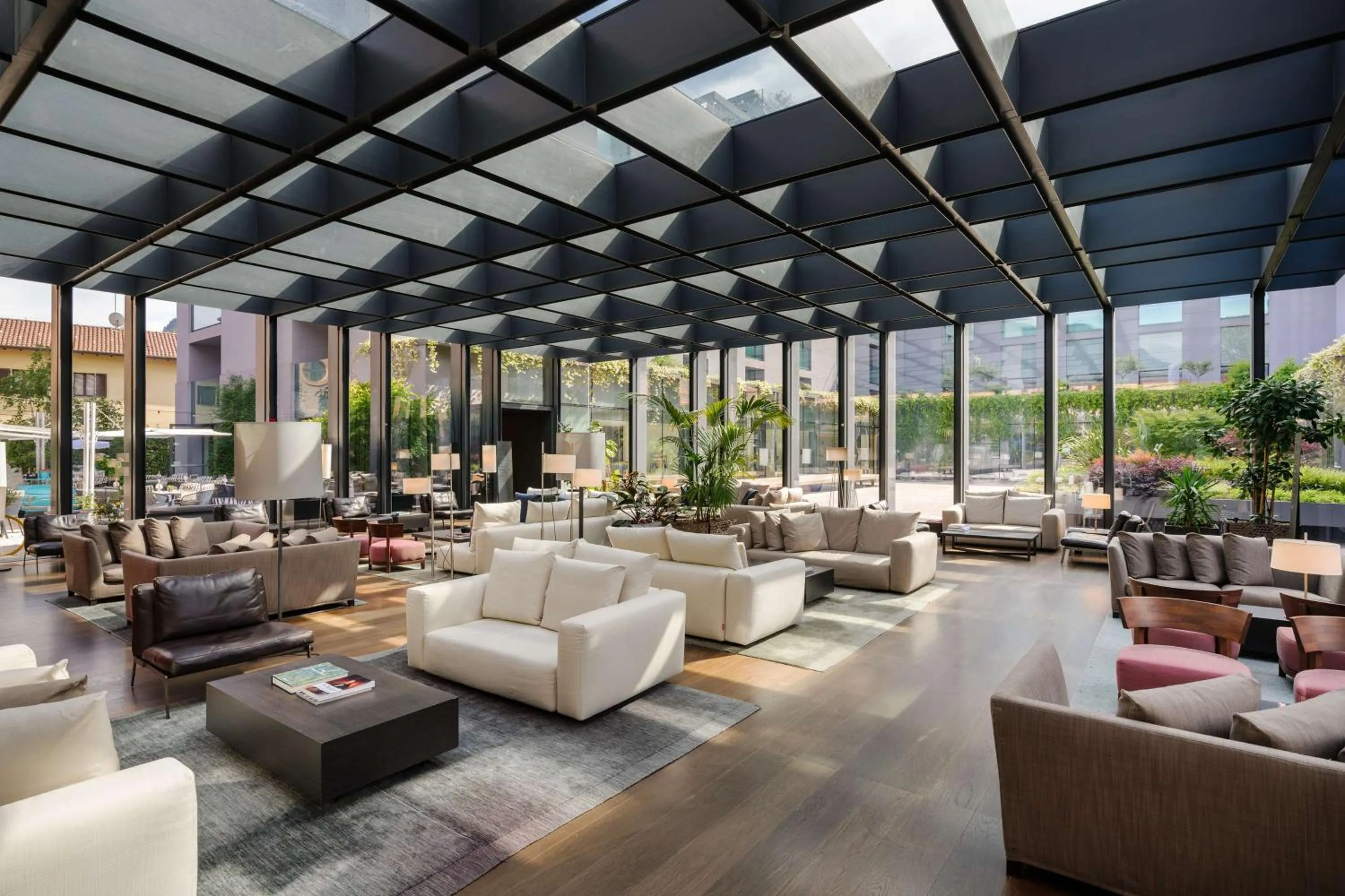 Lobby or reception in Hilton Lake Como