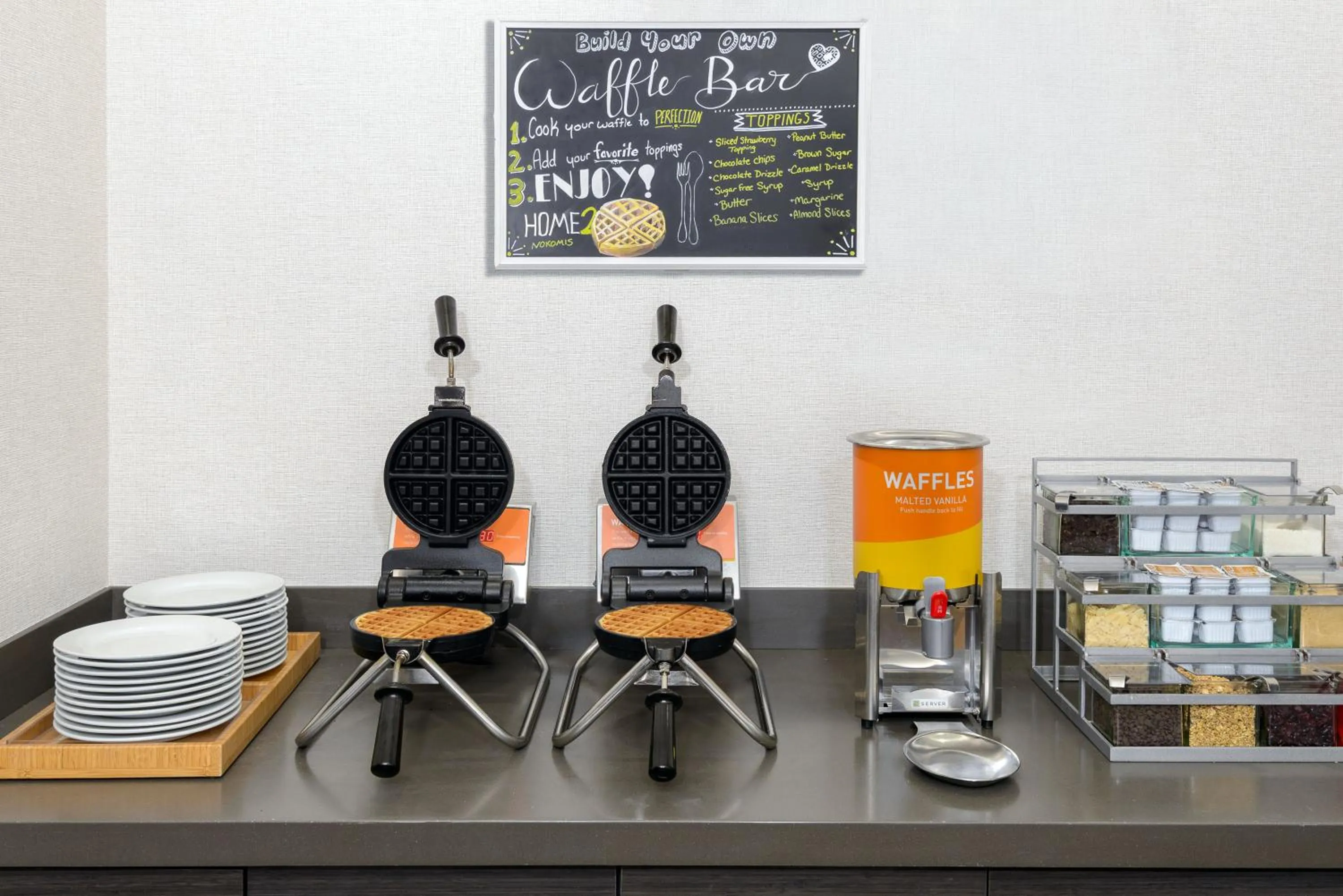 Breakfast in Home2 Suites By Hilton Nokomis