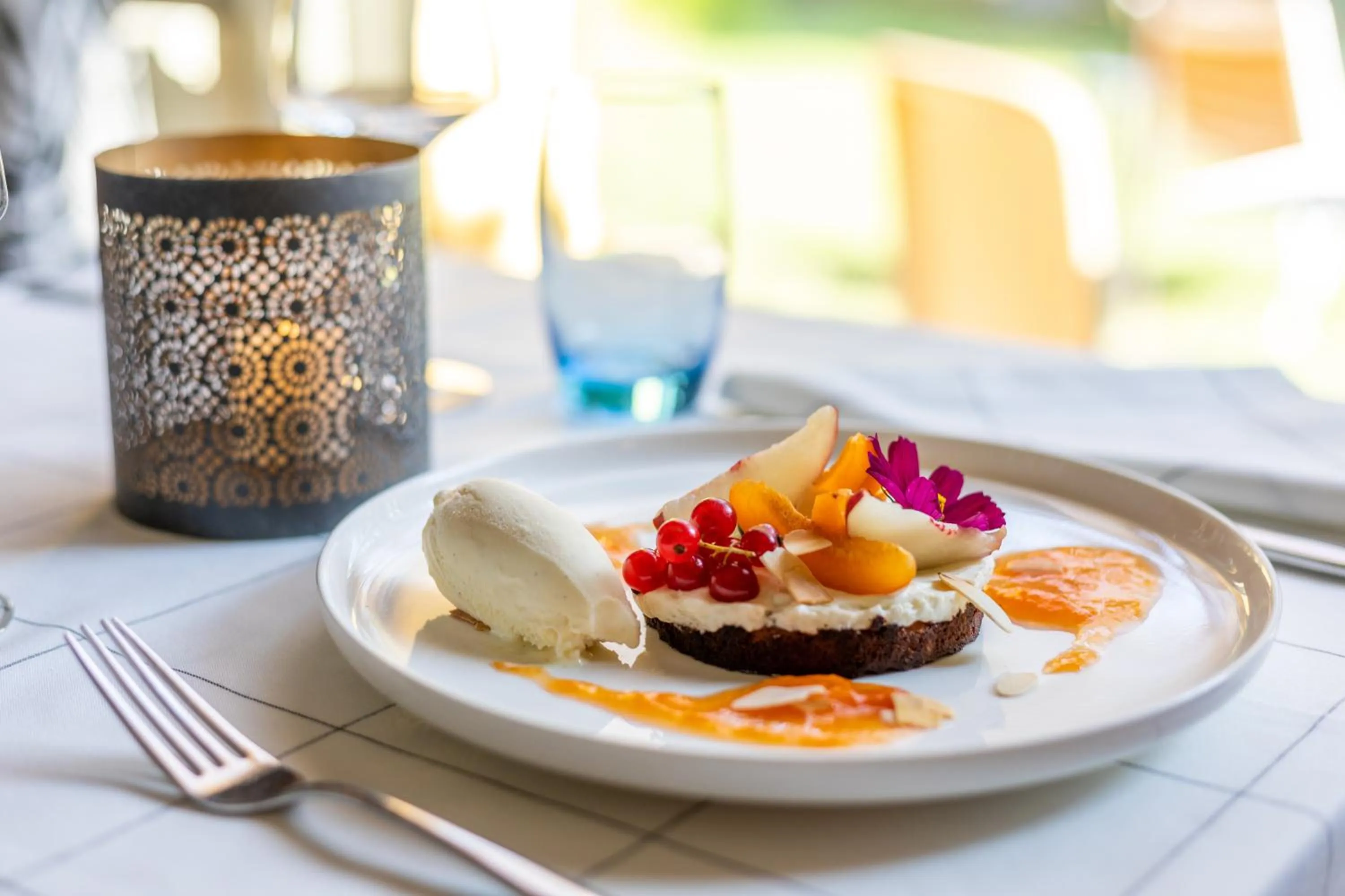 Restaurant/places to eat in Logis Hôtel La Bastide De Grignan & Restaurant "La Chênaie"