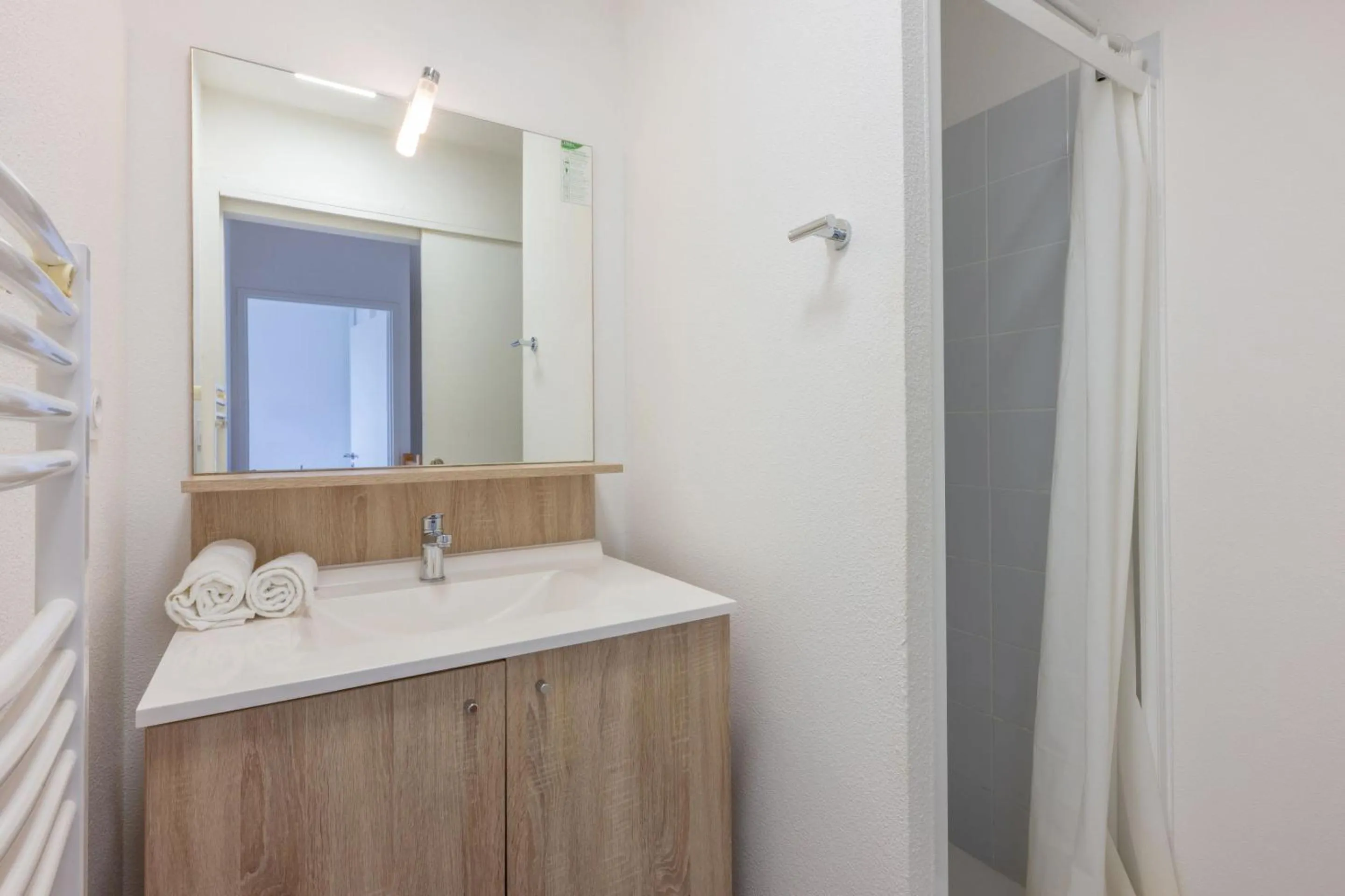 Bathroom in Résidence Odalys Le Domaine des Pins