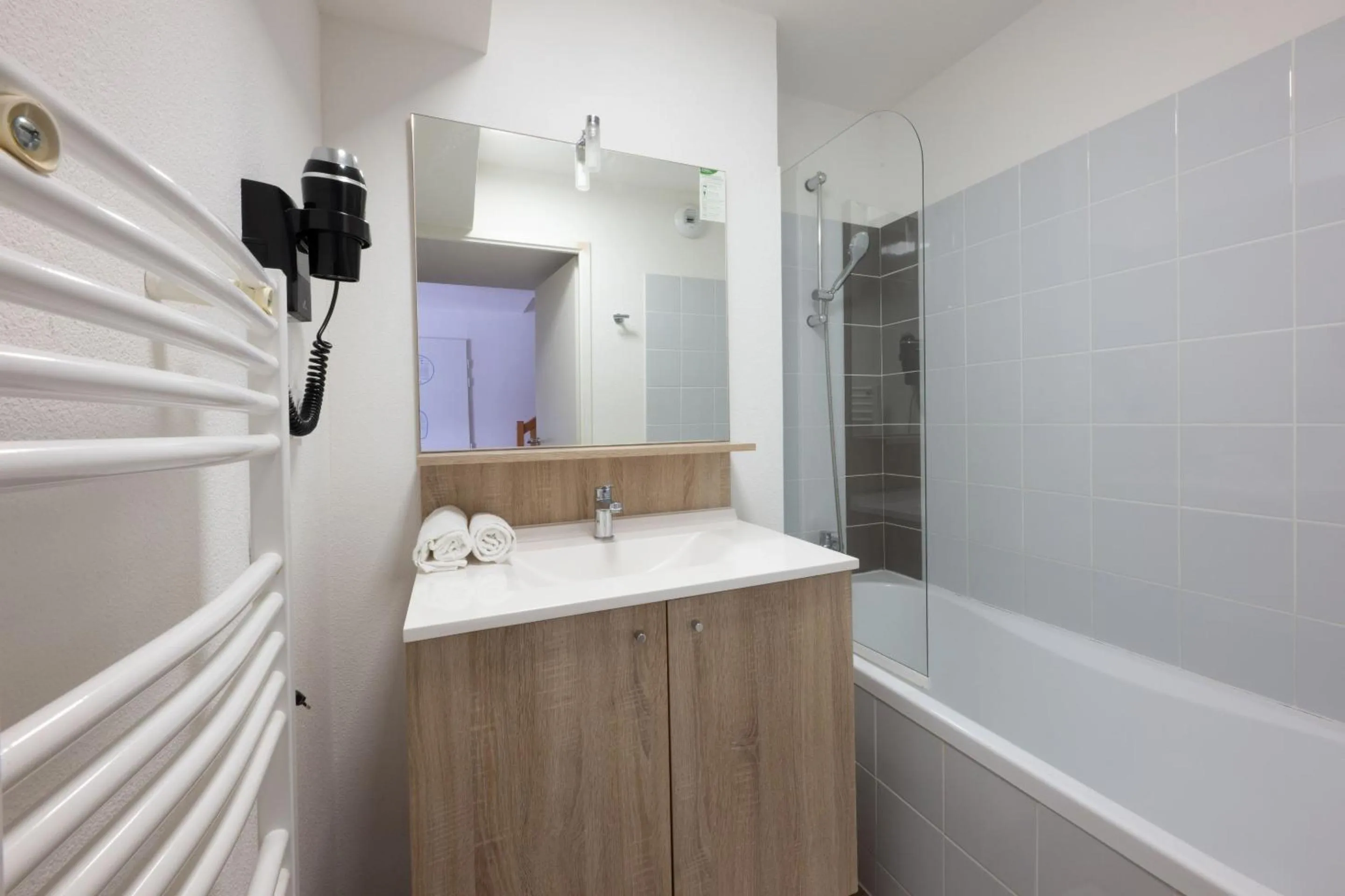 Bathroom in Résidence Odalys Le Domaine des Pins