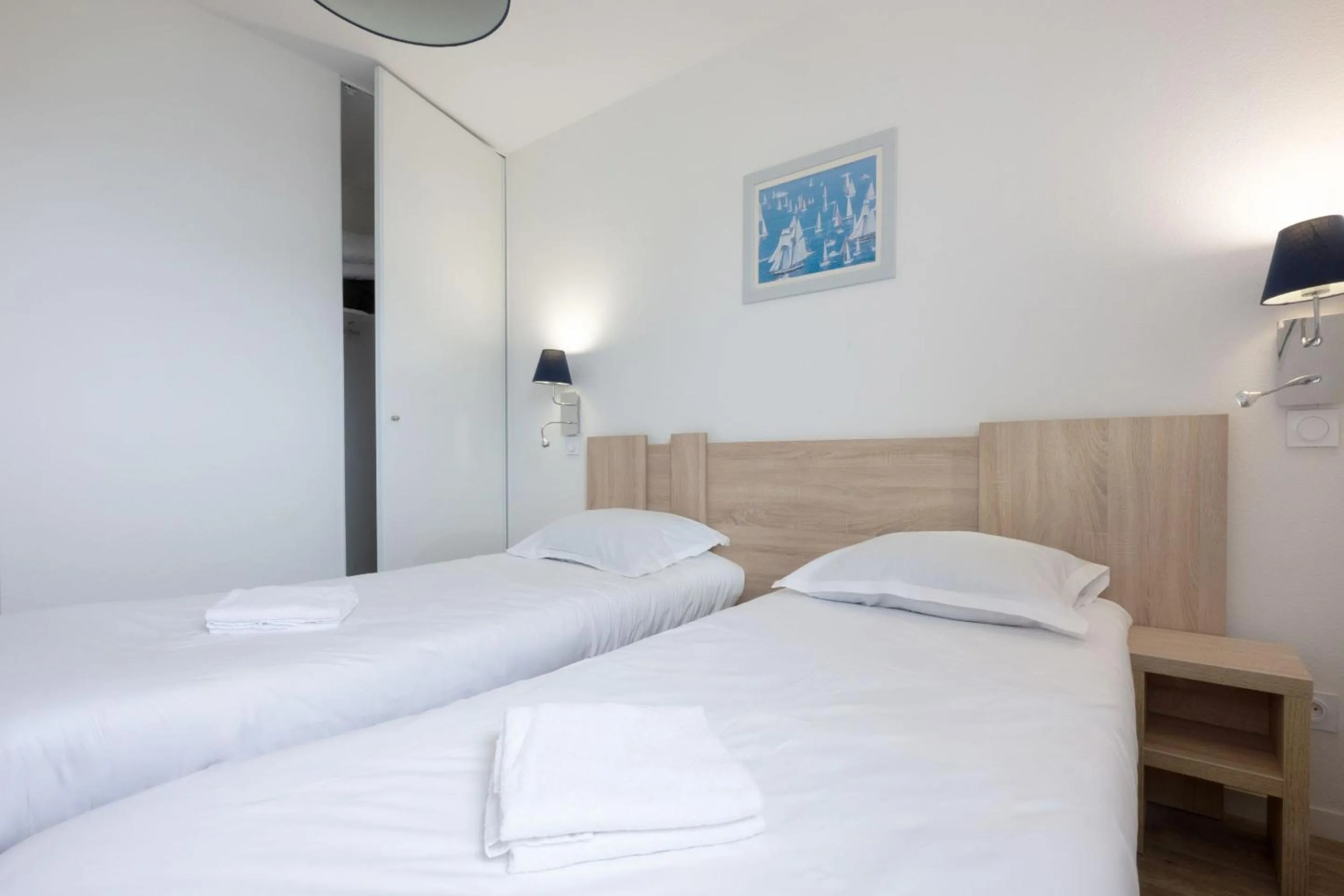 Bedroom, Bed in Résidence Odalys Le Domaine des Pins