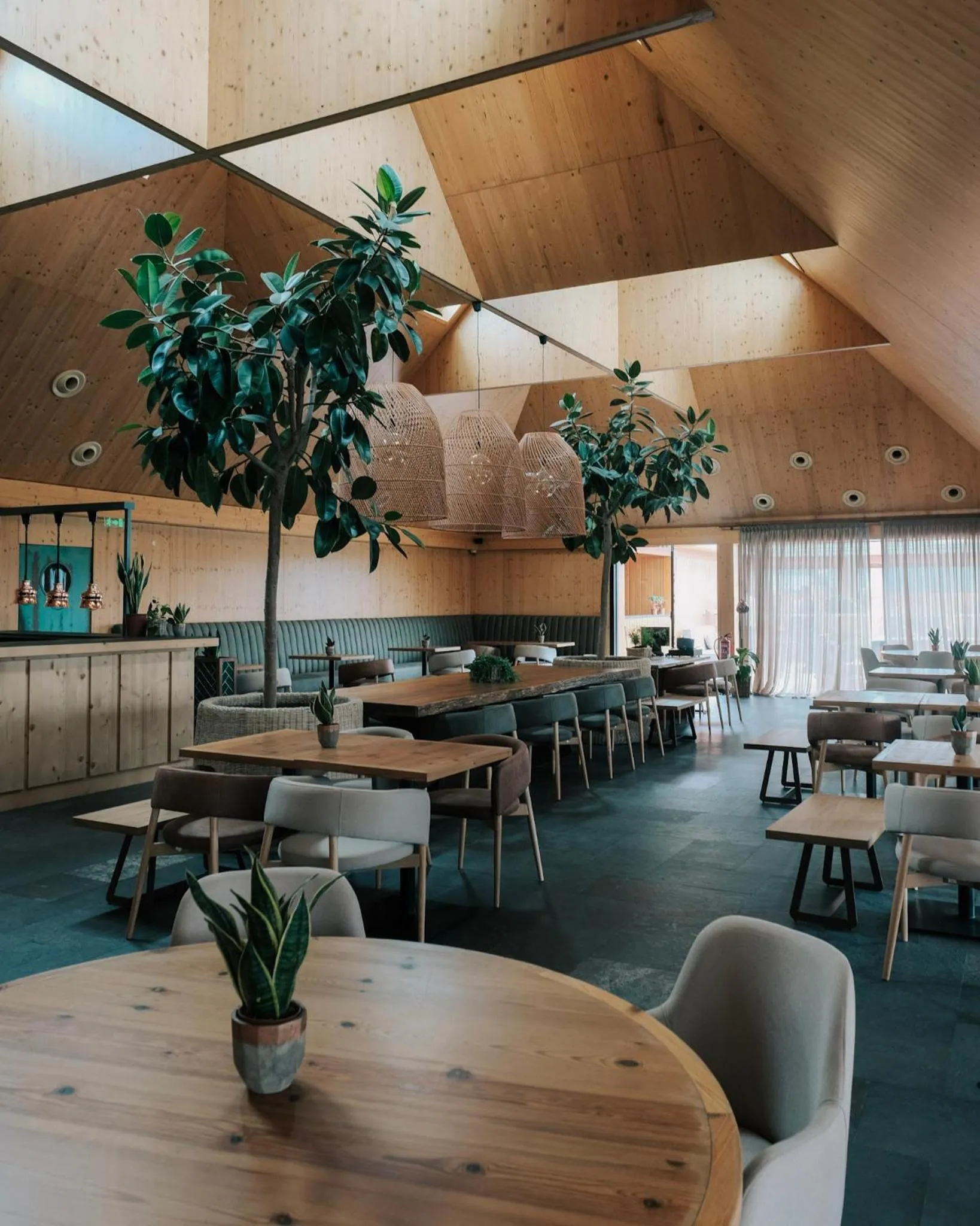 Restaurant/places to eat in FeelViana Sport Hotel