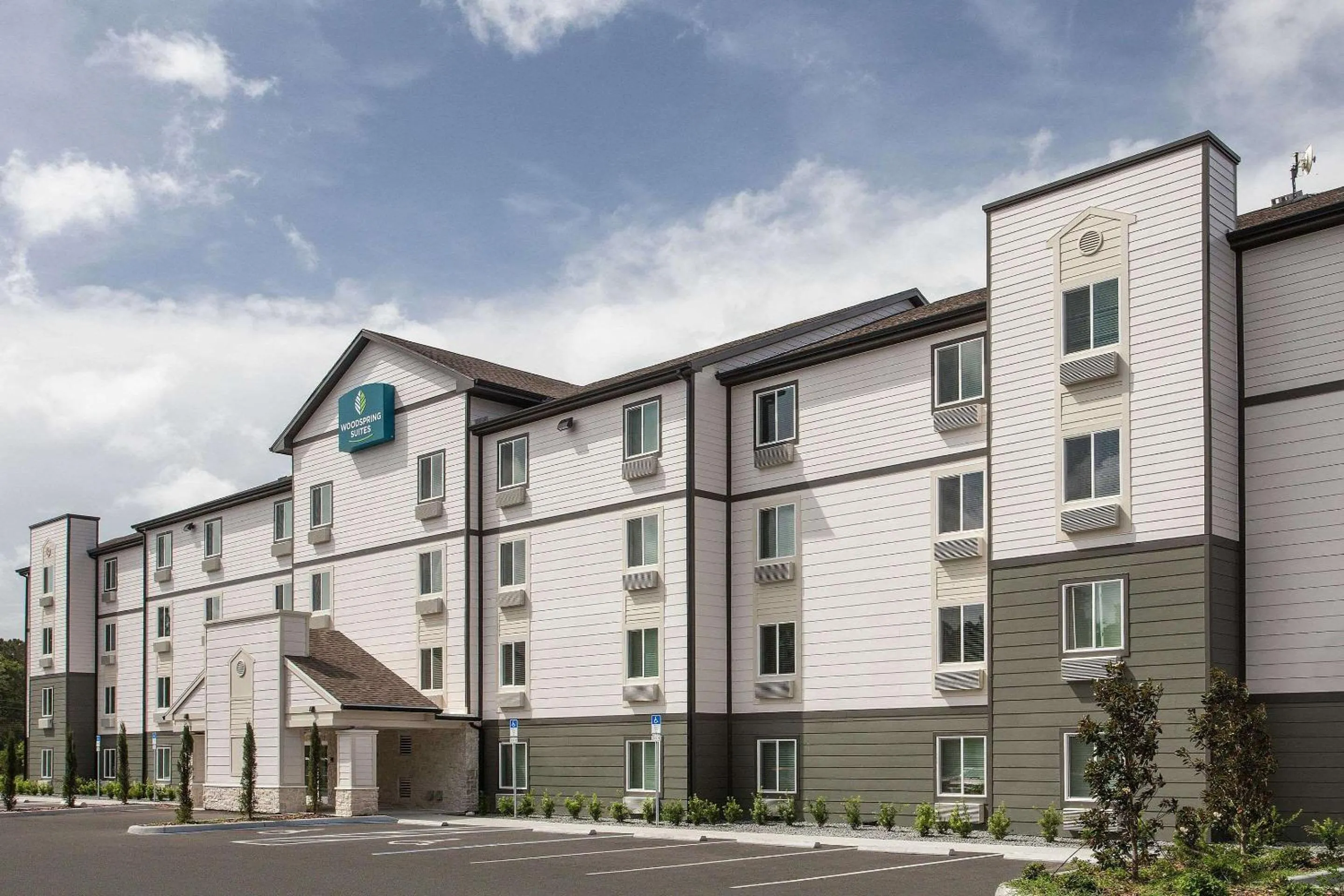Property building in WoodSpring Suites Daytona Beach Int'l Speedway