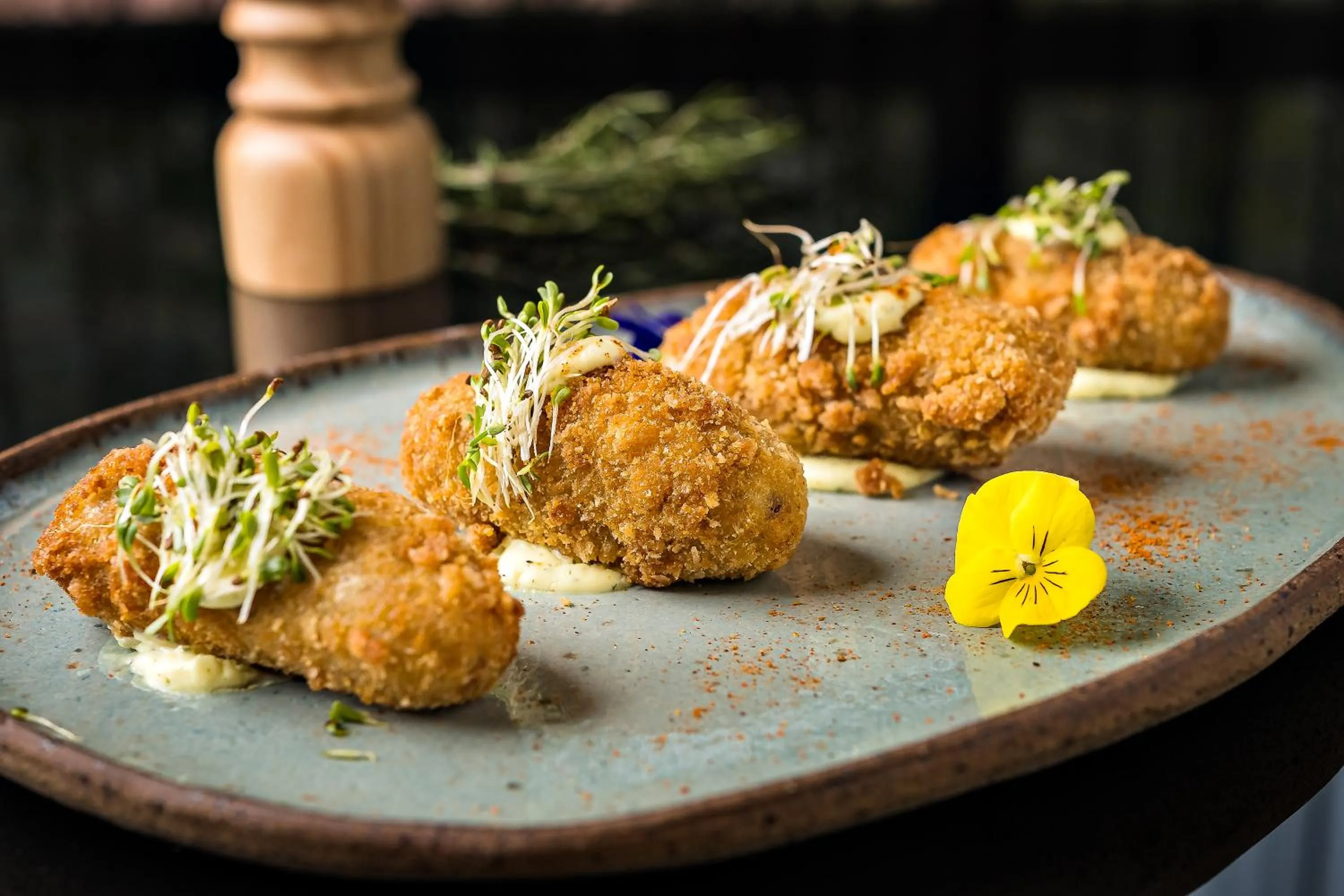 Lounge or bar in NH Collection Curitiba